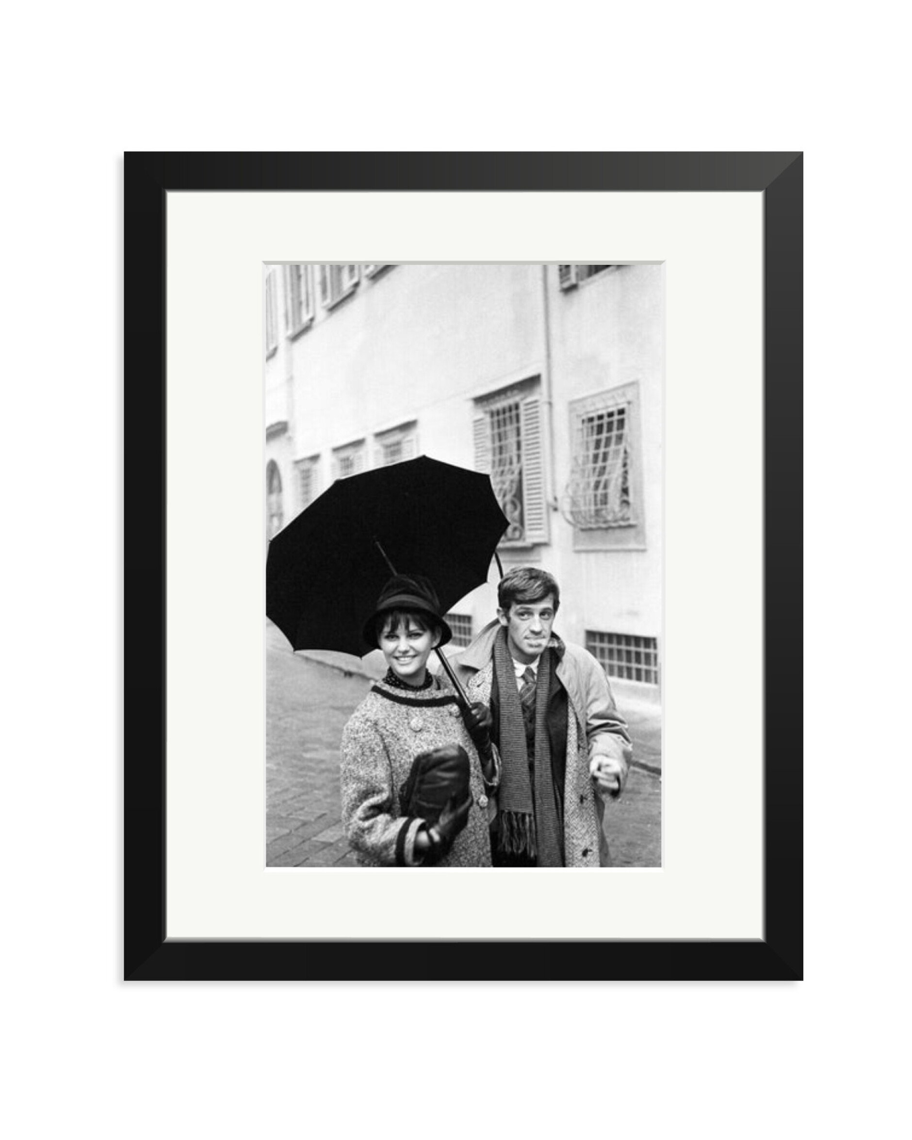 Claudia Cardinale and Jean Paul Belmondo Black / Medium