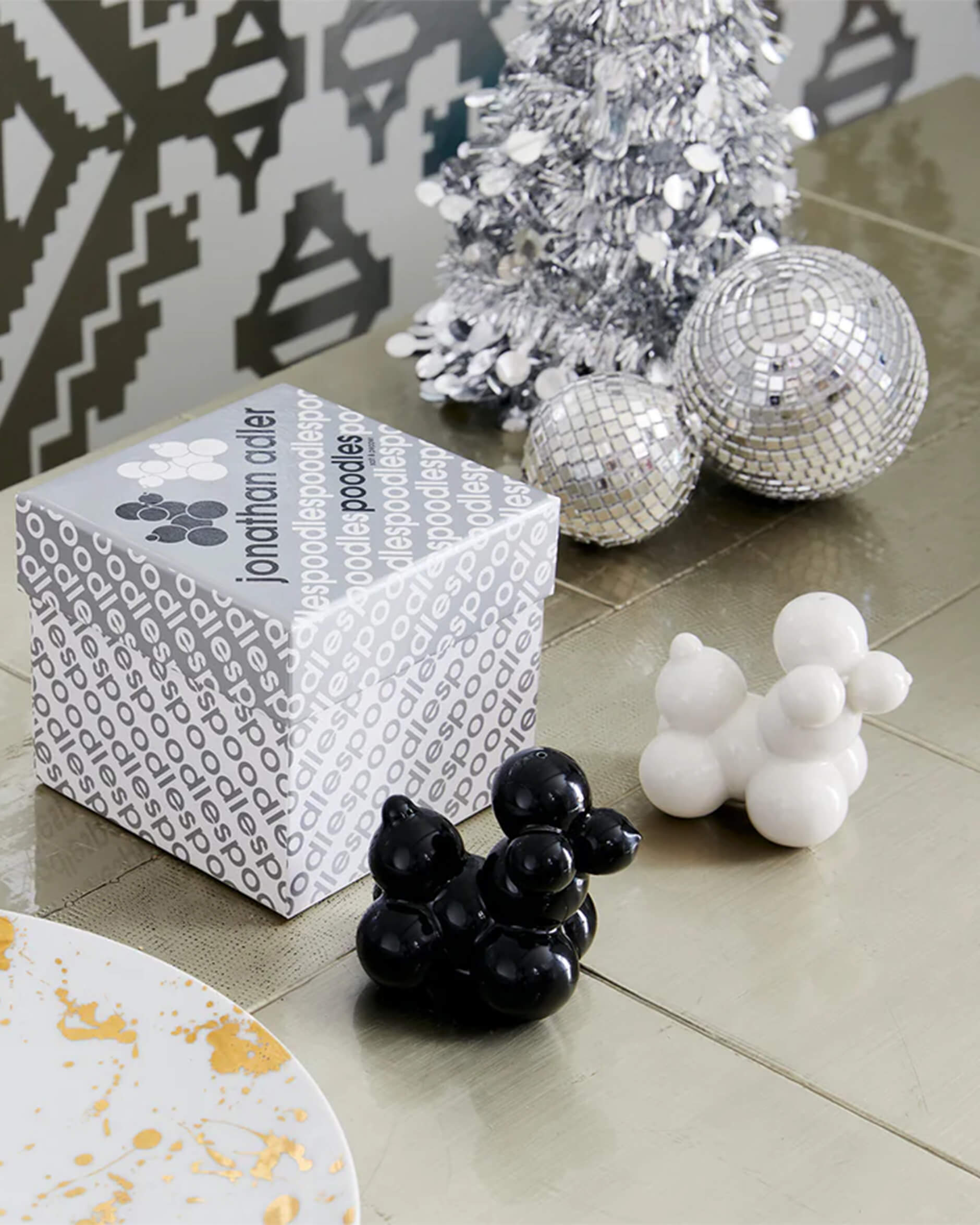 Poodle salt- och pepparkar