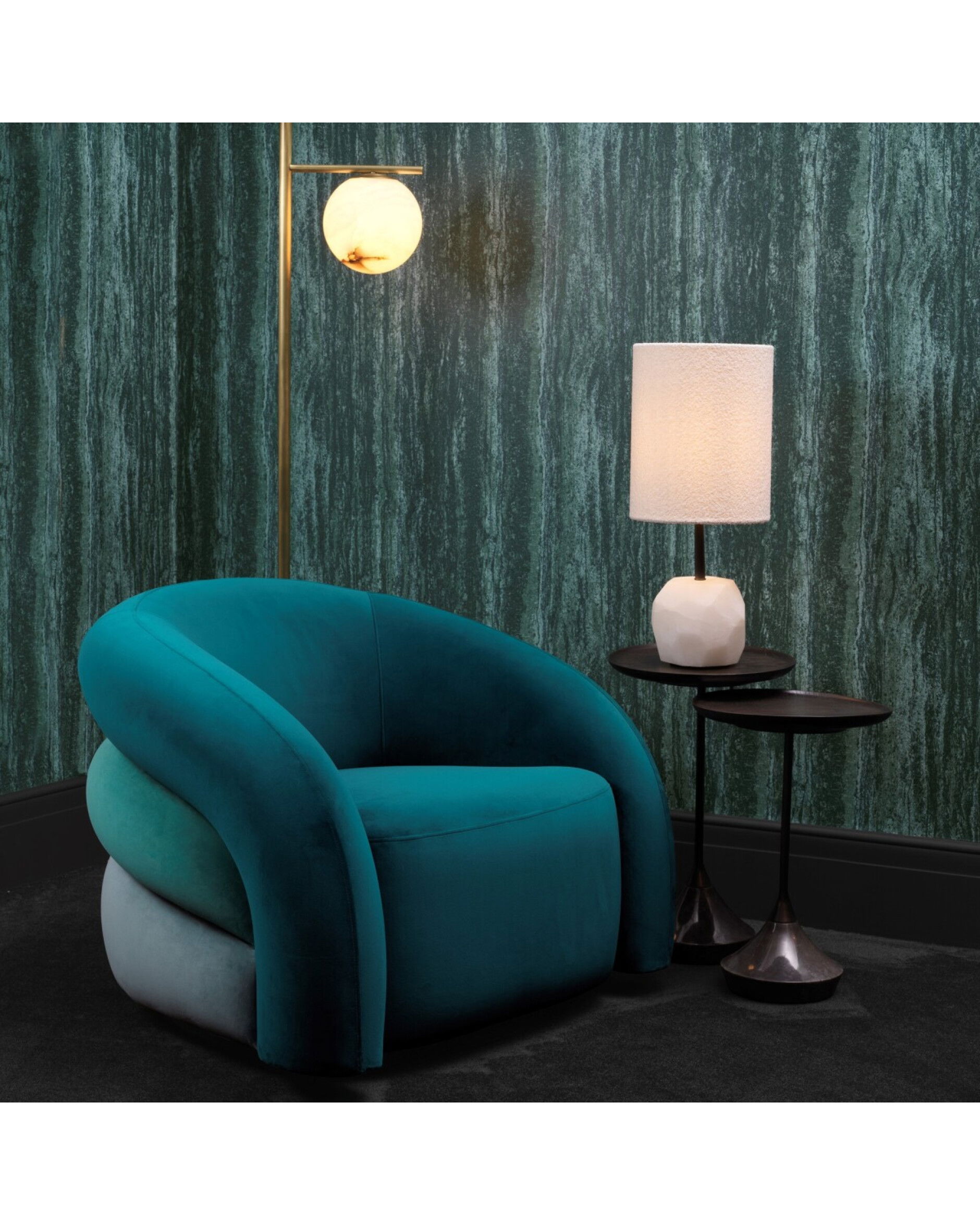 Cahaba bordslampa alabaster