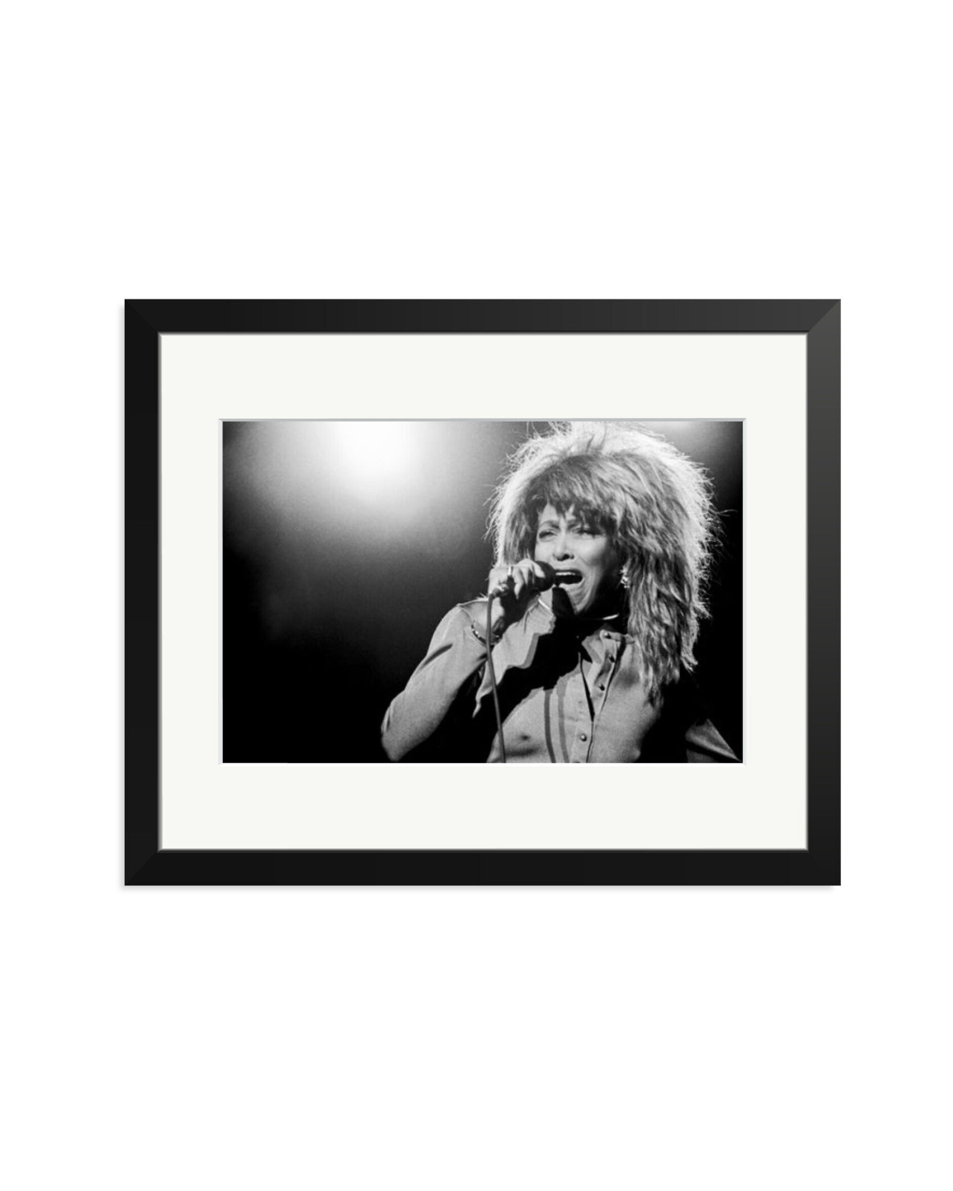 Tina Turner on stage in 1987 Black / Medium