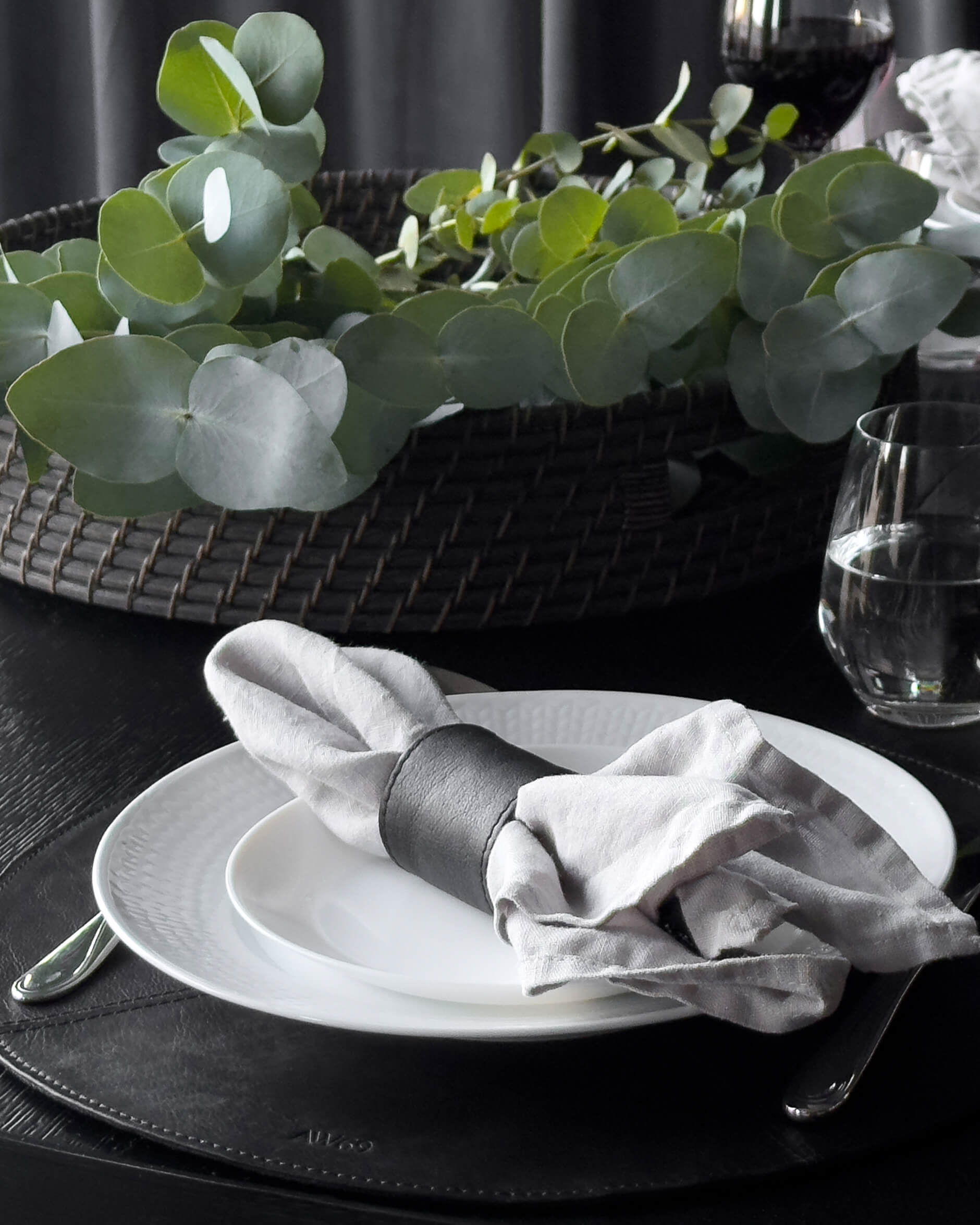 Nero-pöytätabletti, musta, pyöreä