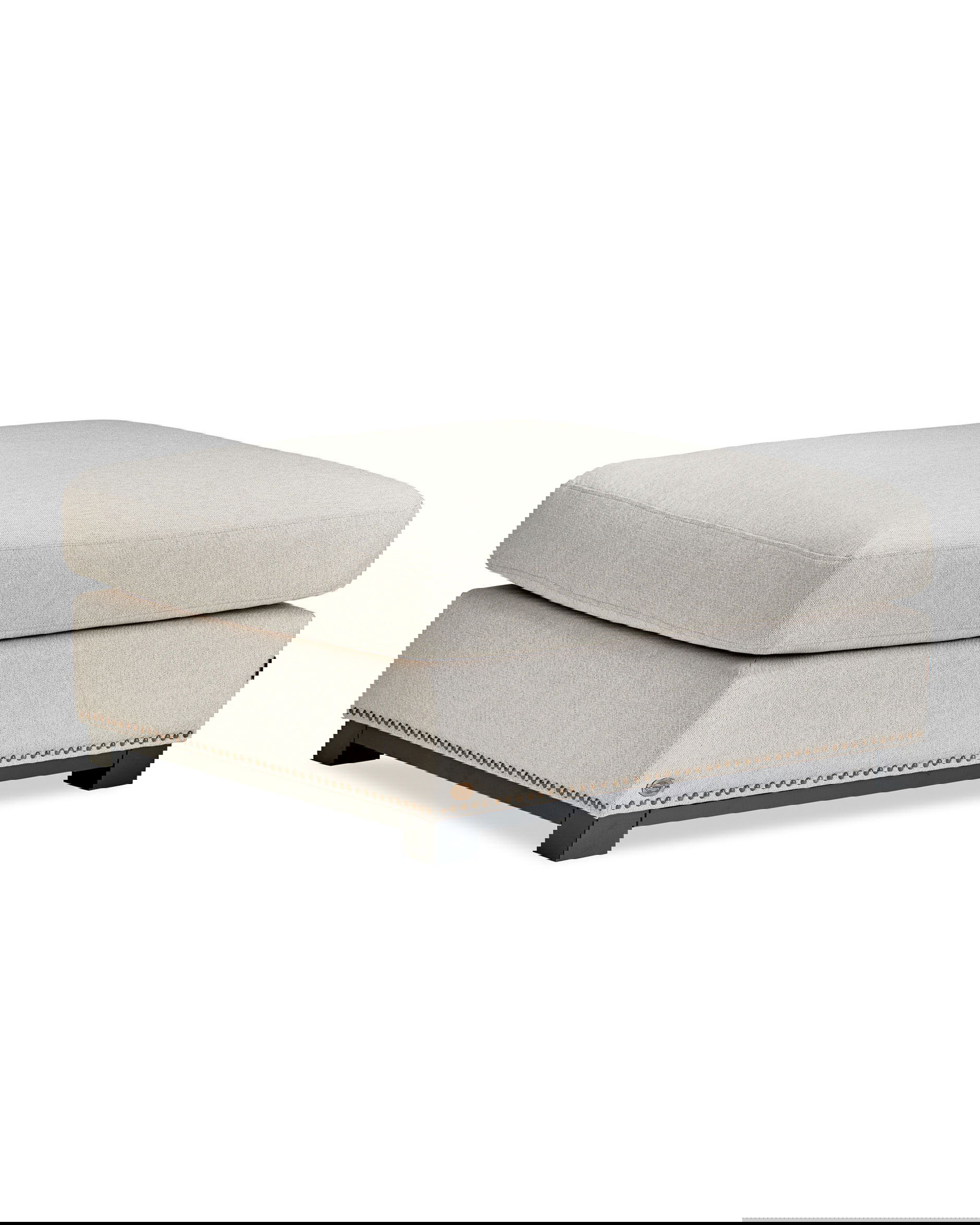 Madison ottoman sand