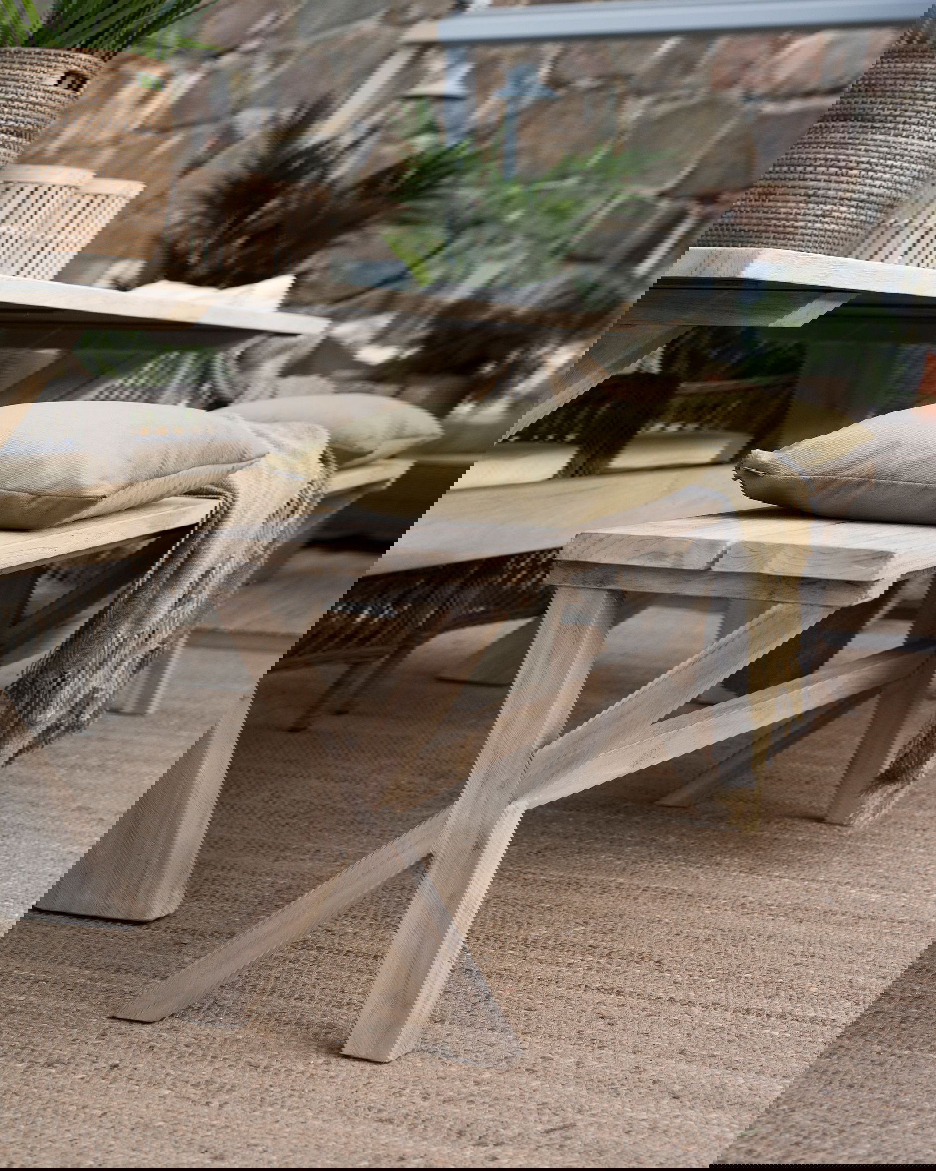 Cross Bank Charcoal 220cm