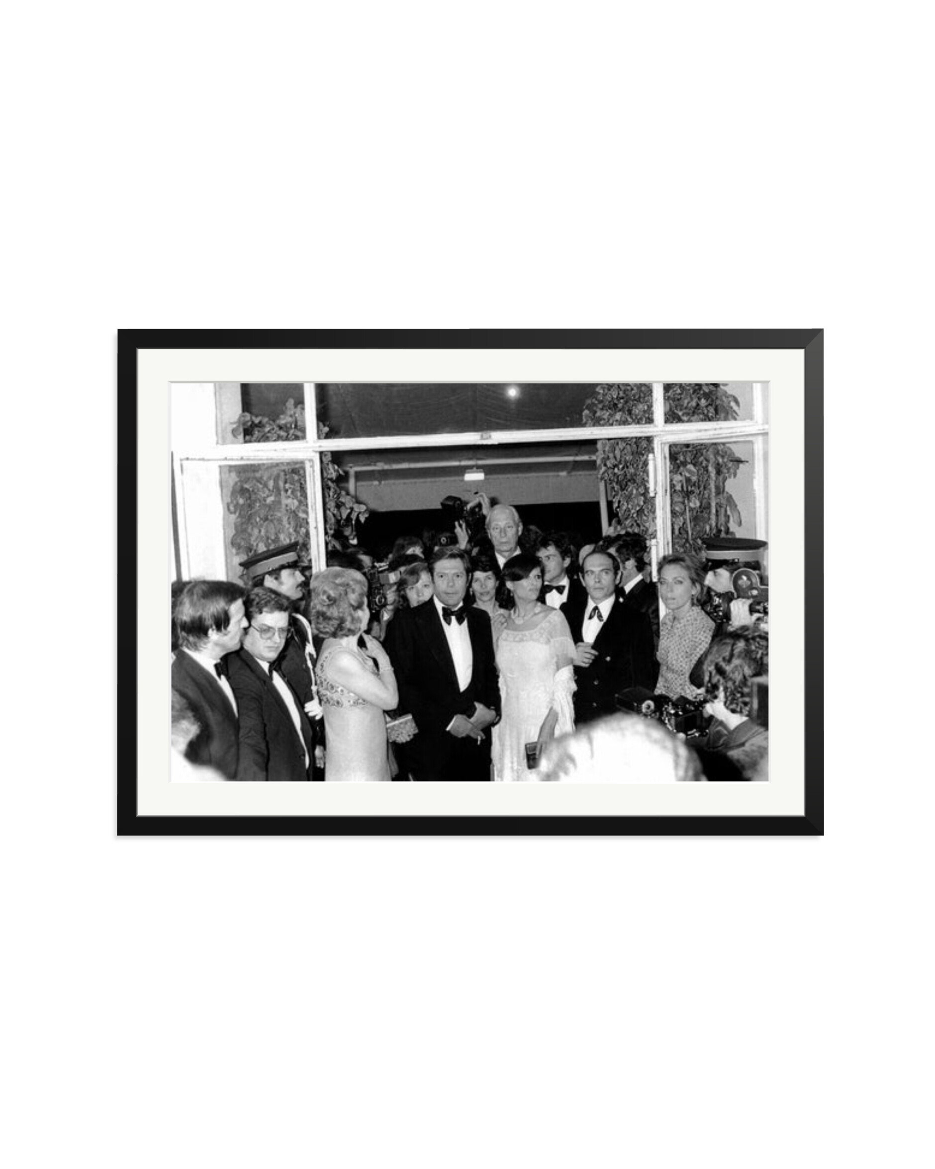Mastroianni and Cardinale in Cannes Black / XXL