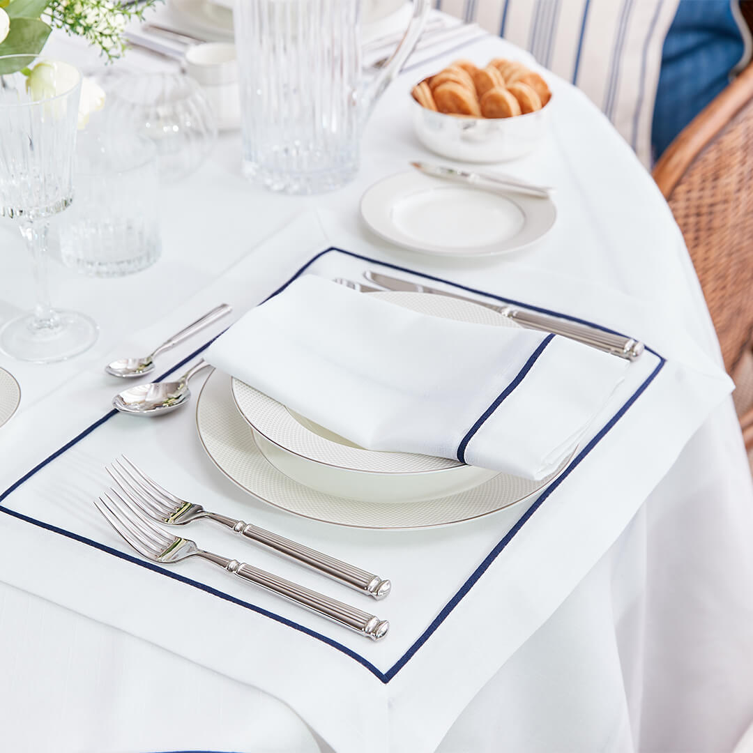 Frühlings-tischdekoration