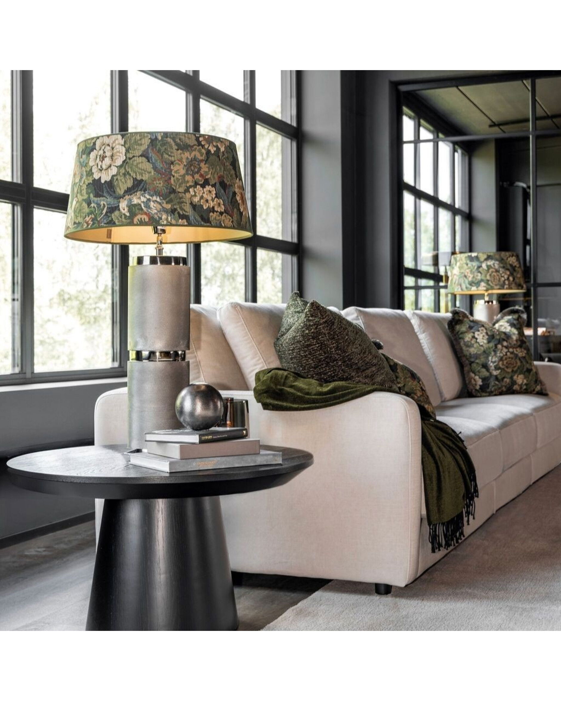 Classic Lampshade ebonleaf flower