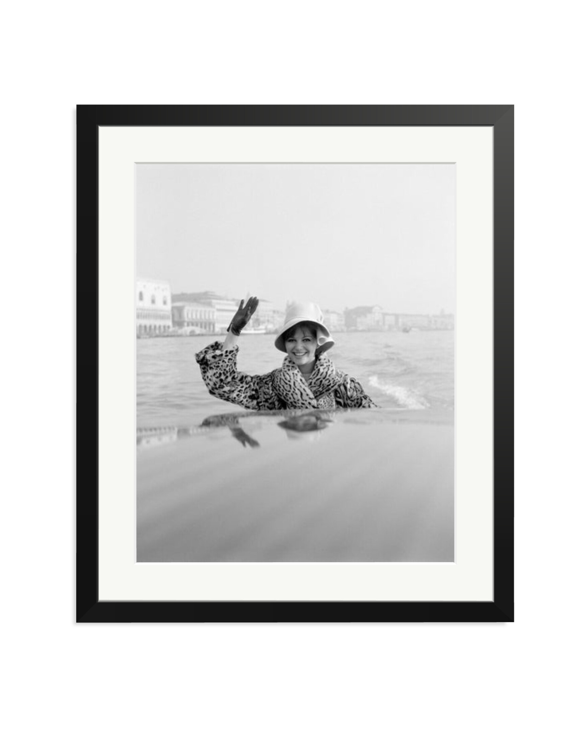 Cardinale in Venice, 1960 Black / Large
