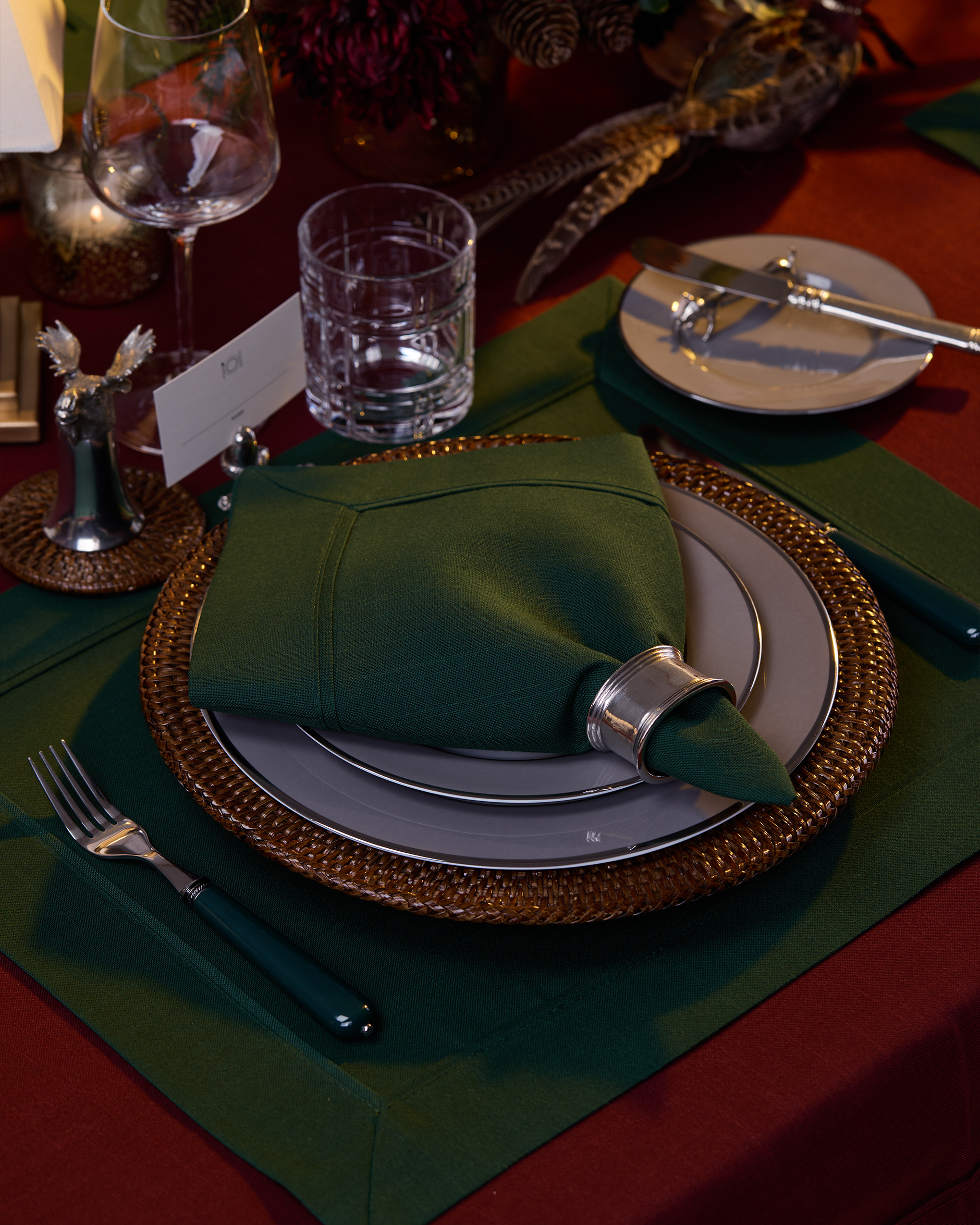 Castleford dark green placemat