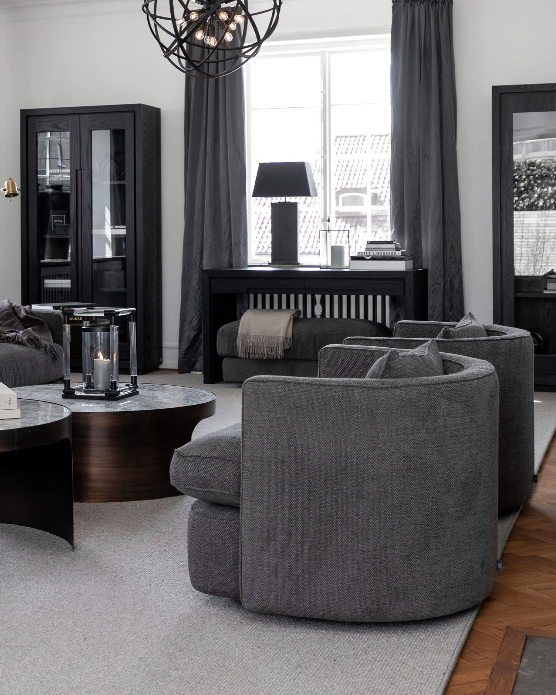 Joan fåtölj quiet wood