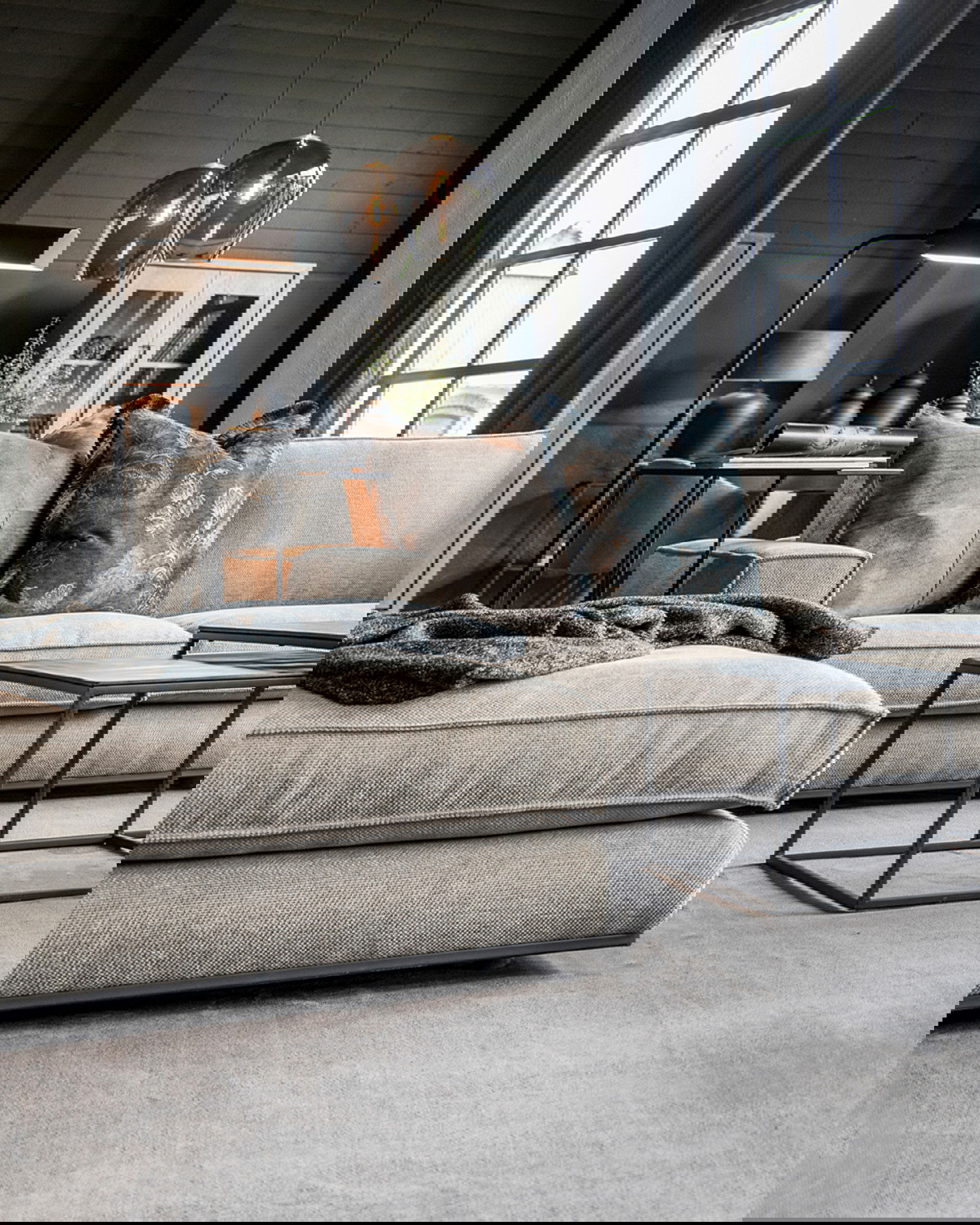 Senna ottoman quiet liver