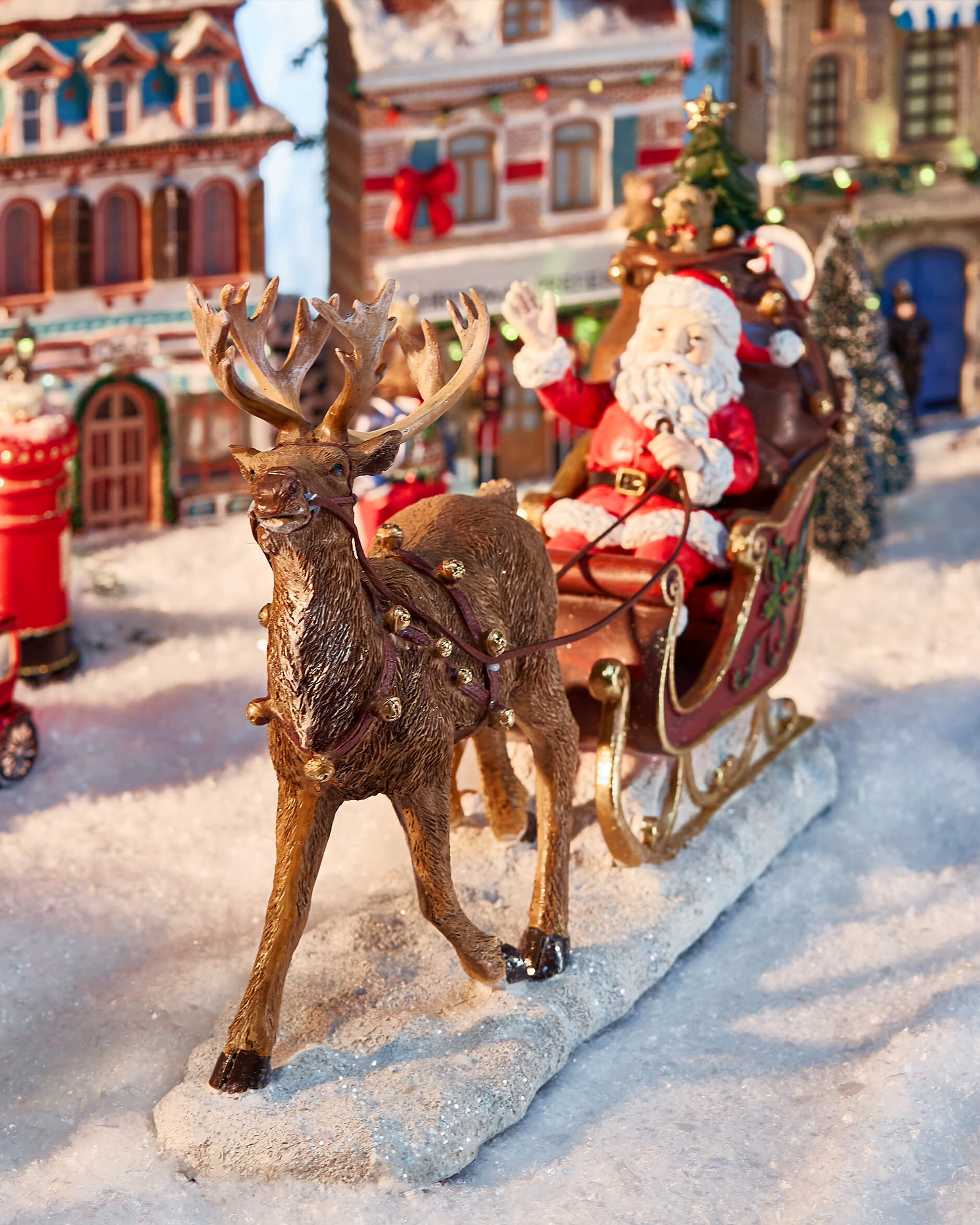 Tomte i släde juldekoration