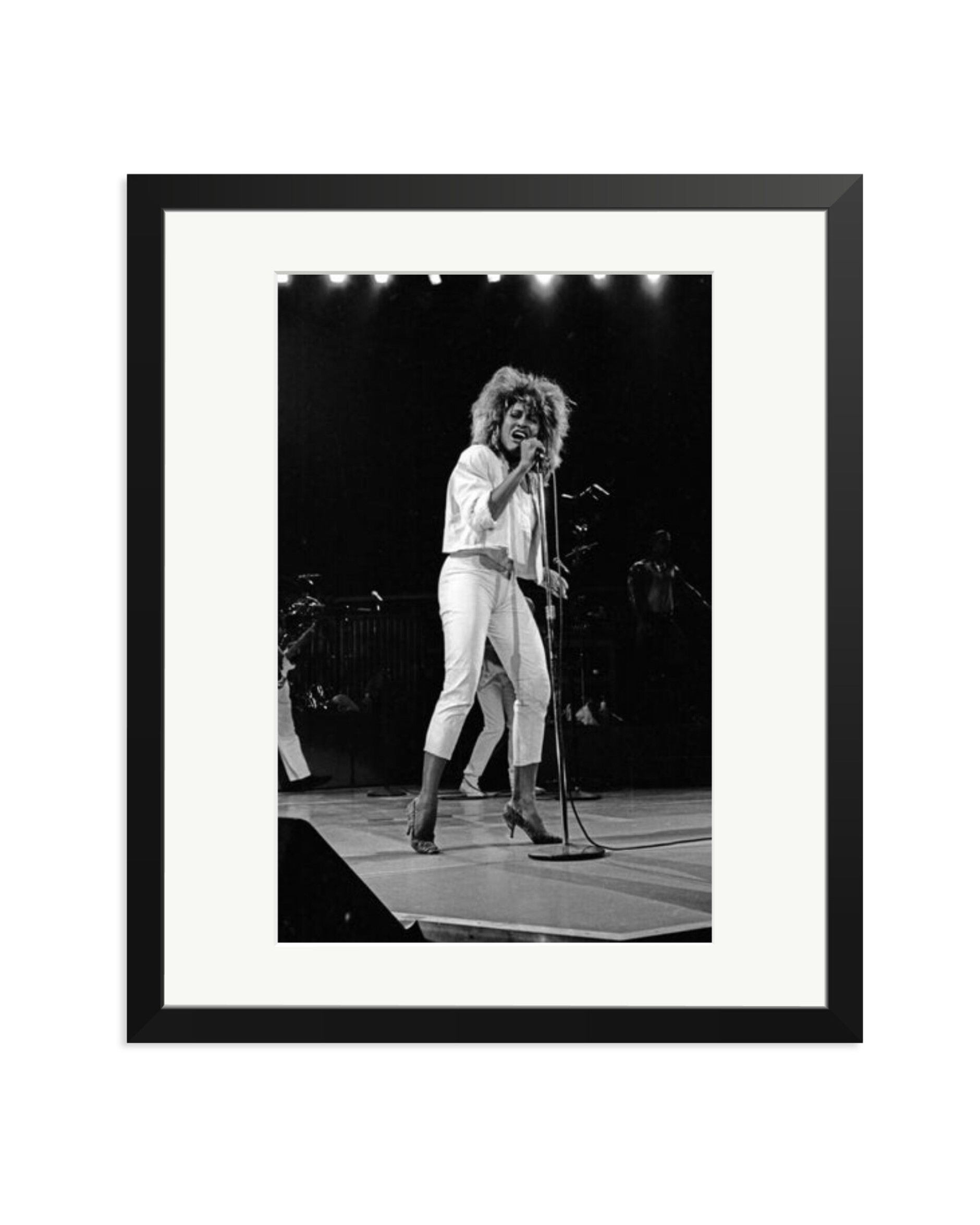Tina on Stage Black / Large