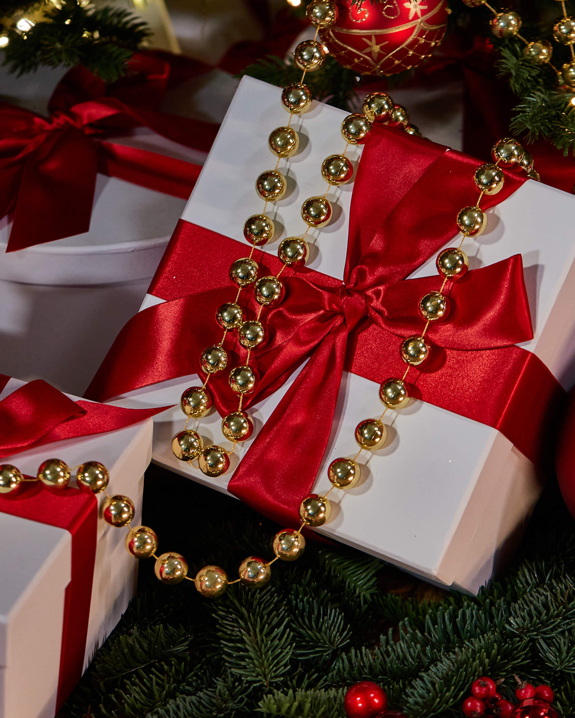 Pärlgirlang guld 270cm