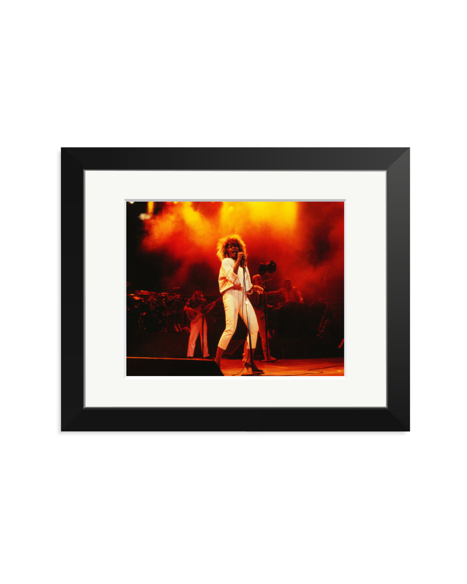 Tina Turner on Stage Black / Small