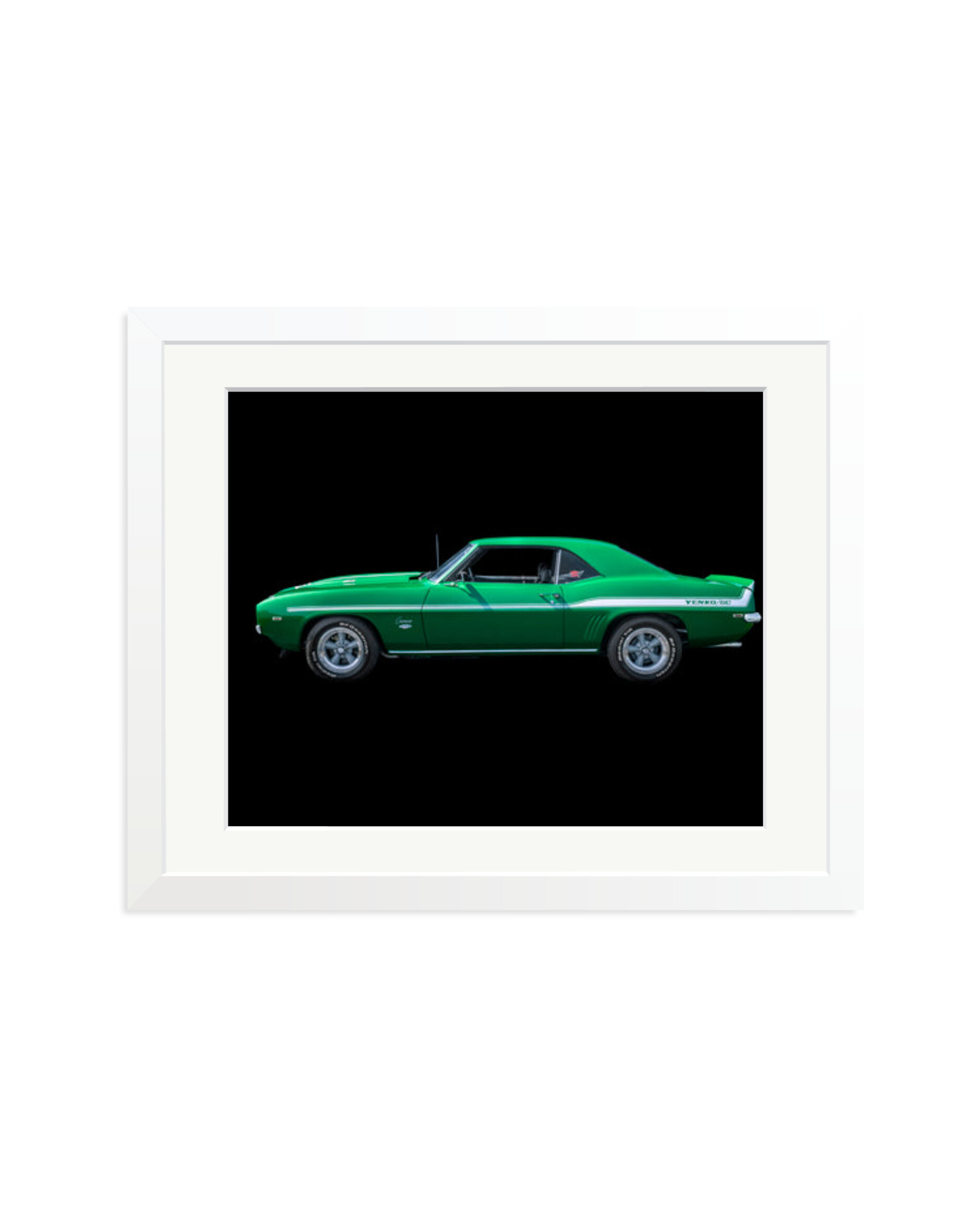 Chevrolet Camaro White / Medium