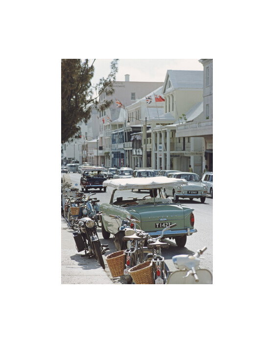 Bermuda Street Scene