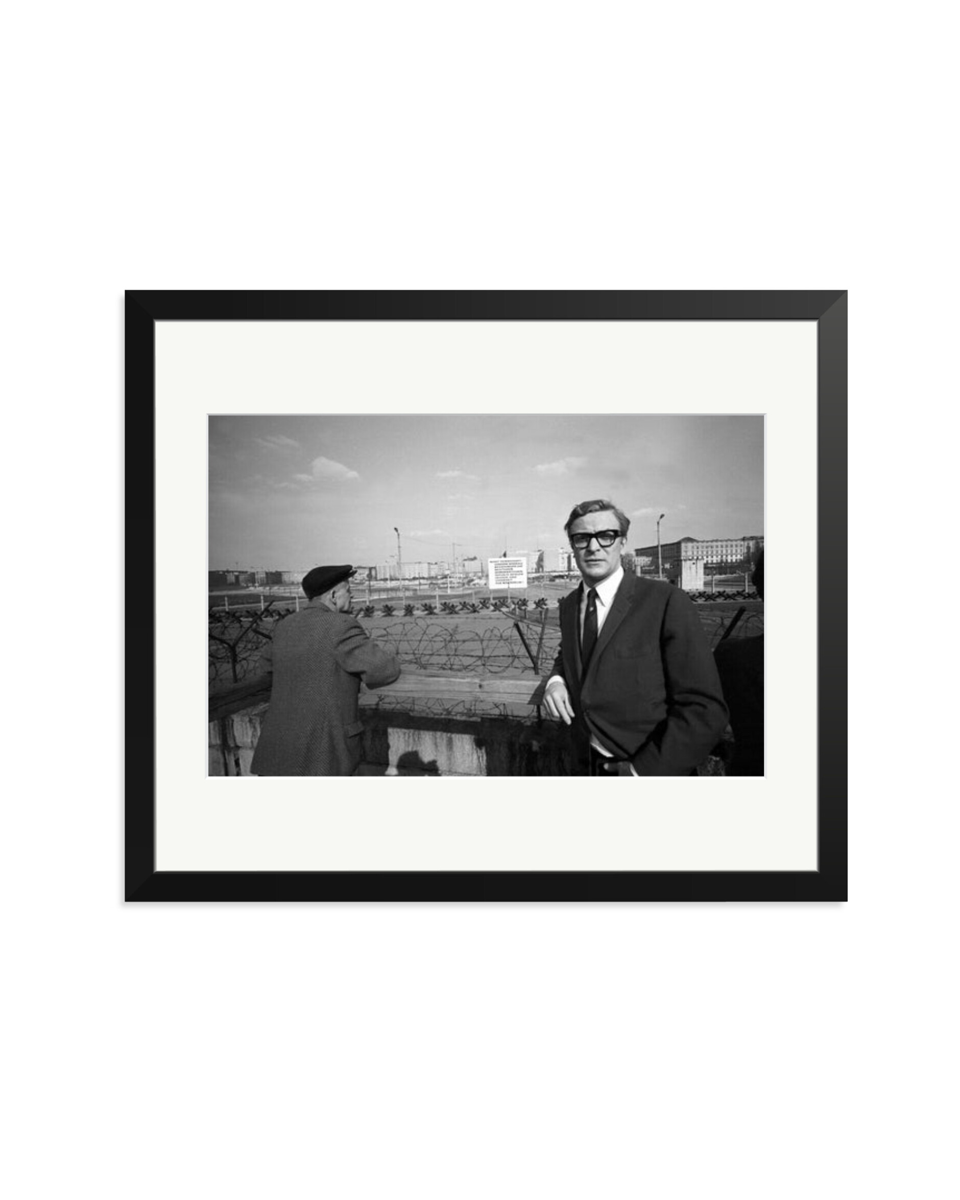 Caine in Berlin Black / Large