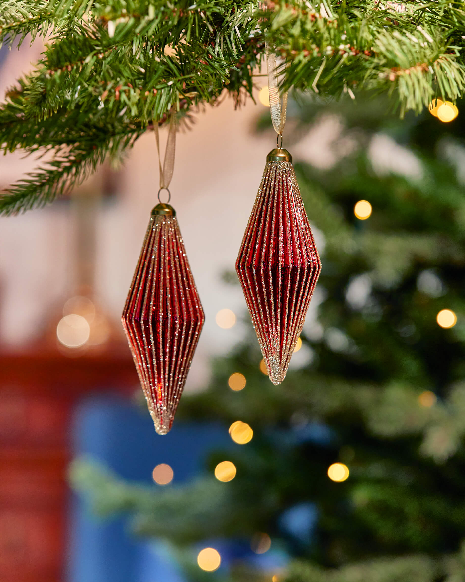 Corinne kuusenkoriste punainen 2 kpl