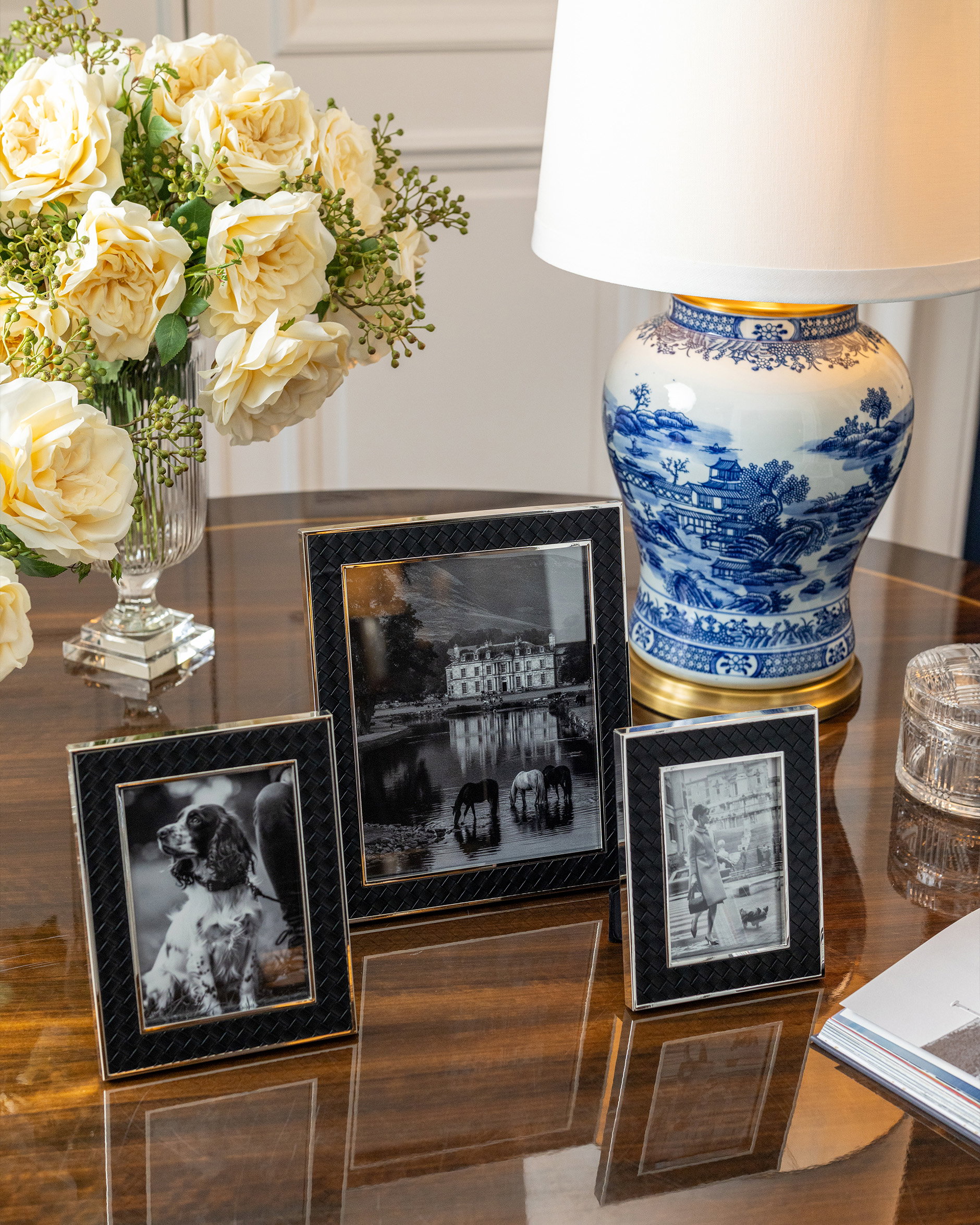 Faye photo frame