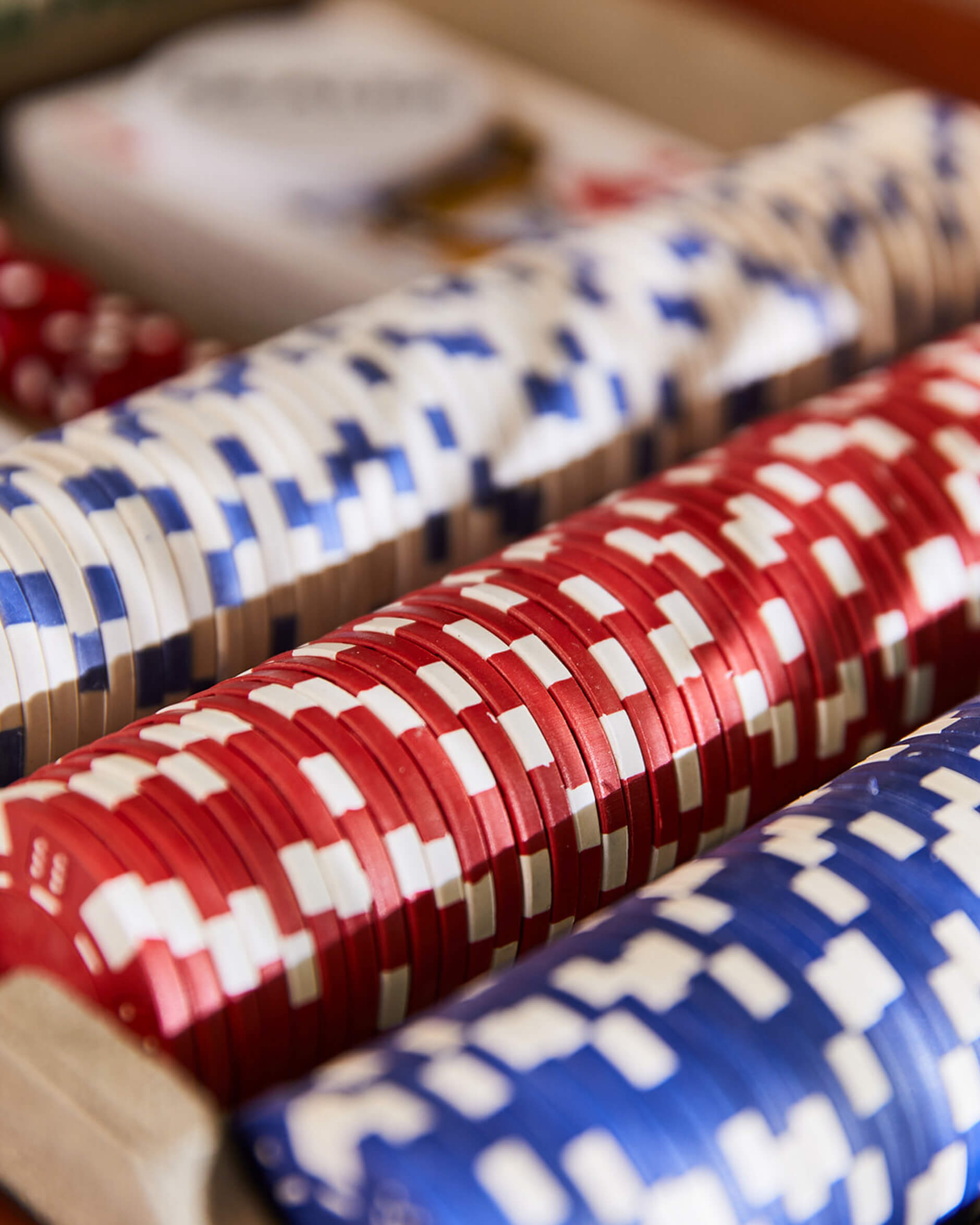 Kensington pokersett, skinn