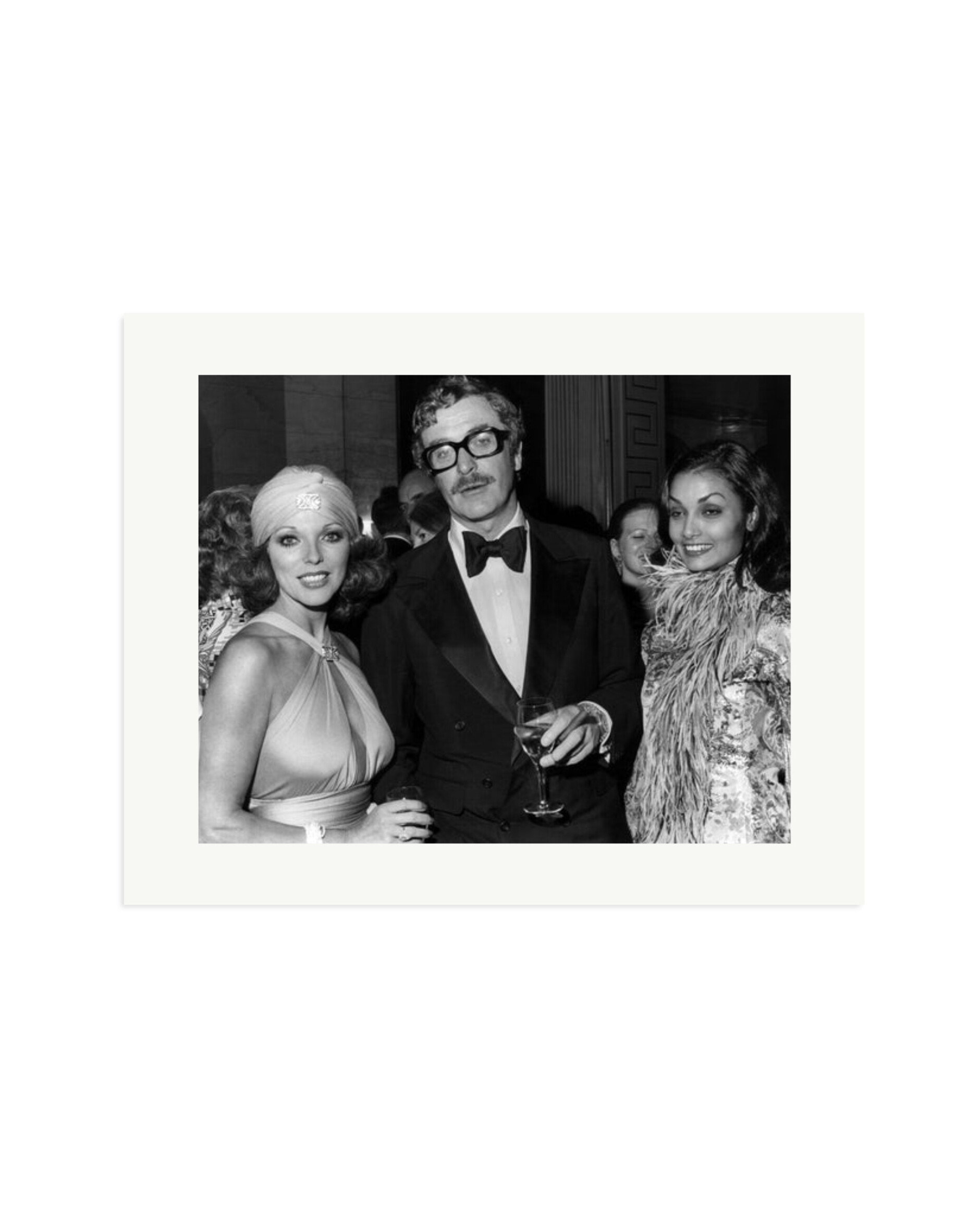 Caine, Collins and Shakira Print Only / XL