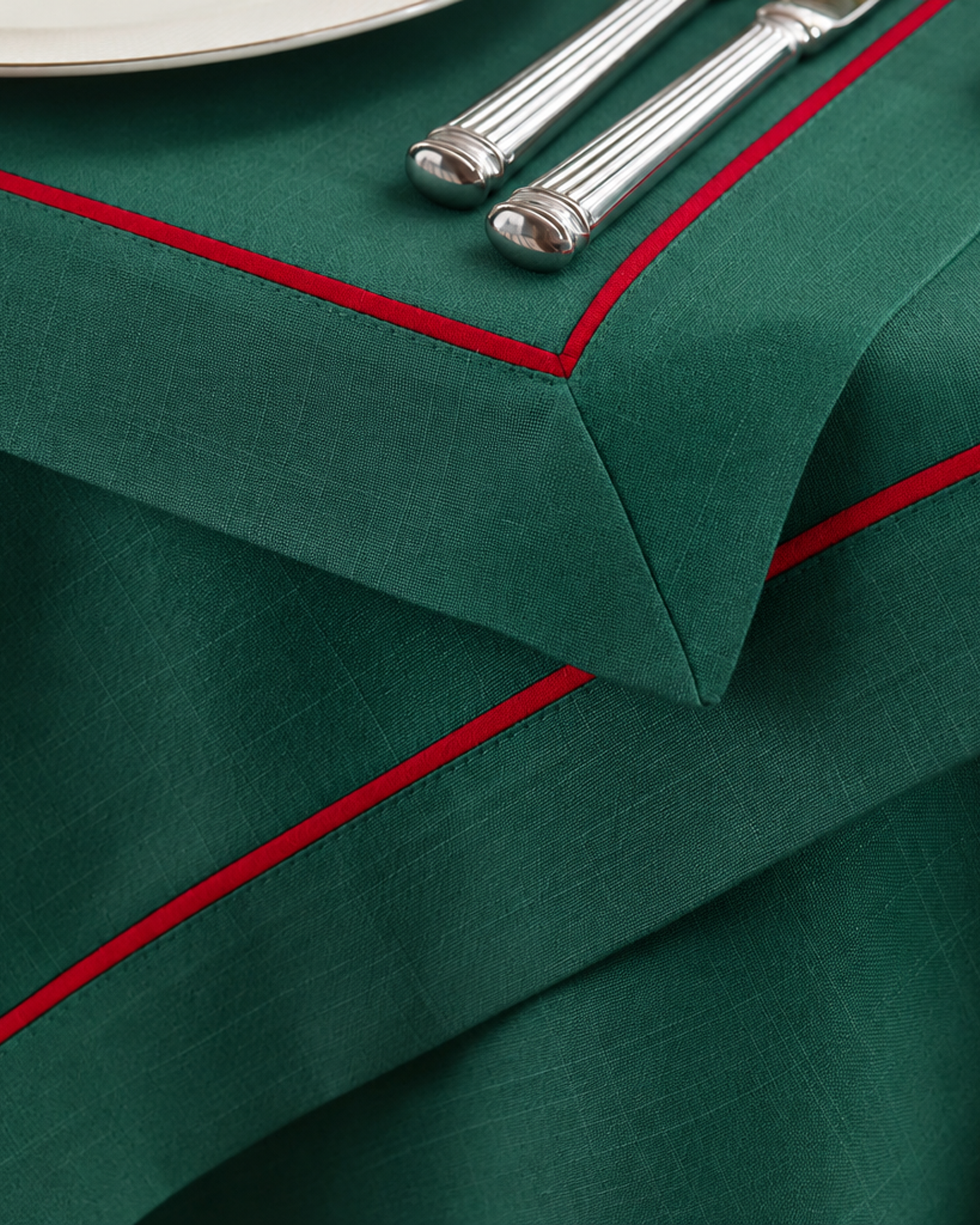 Castleford Tablecloth Green
