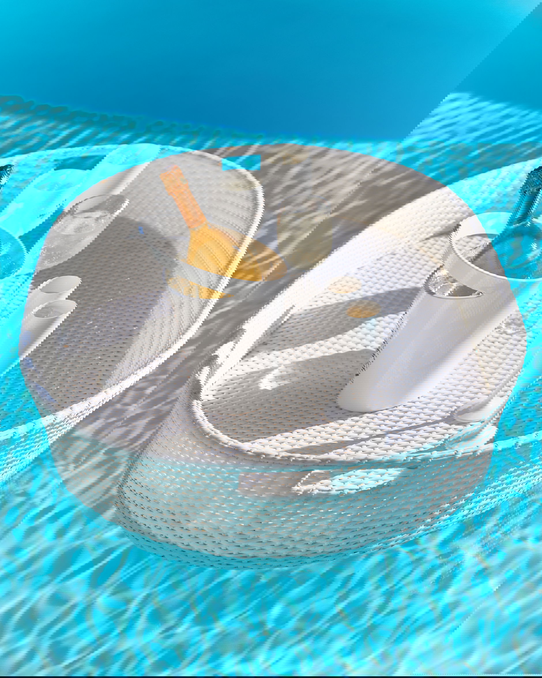 Flytande poolbricka vit oval