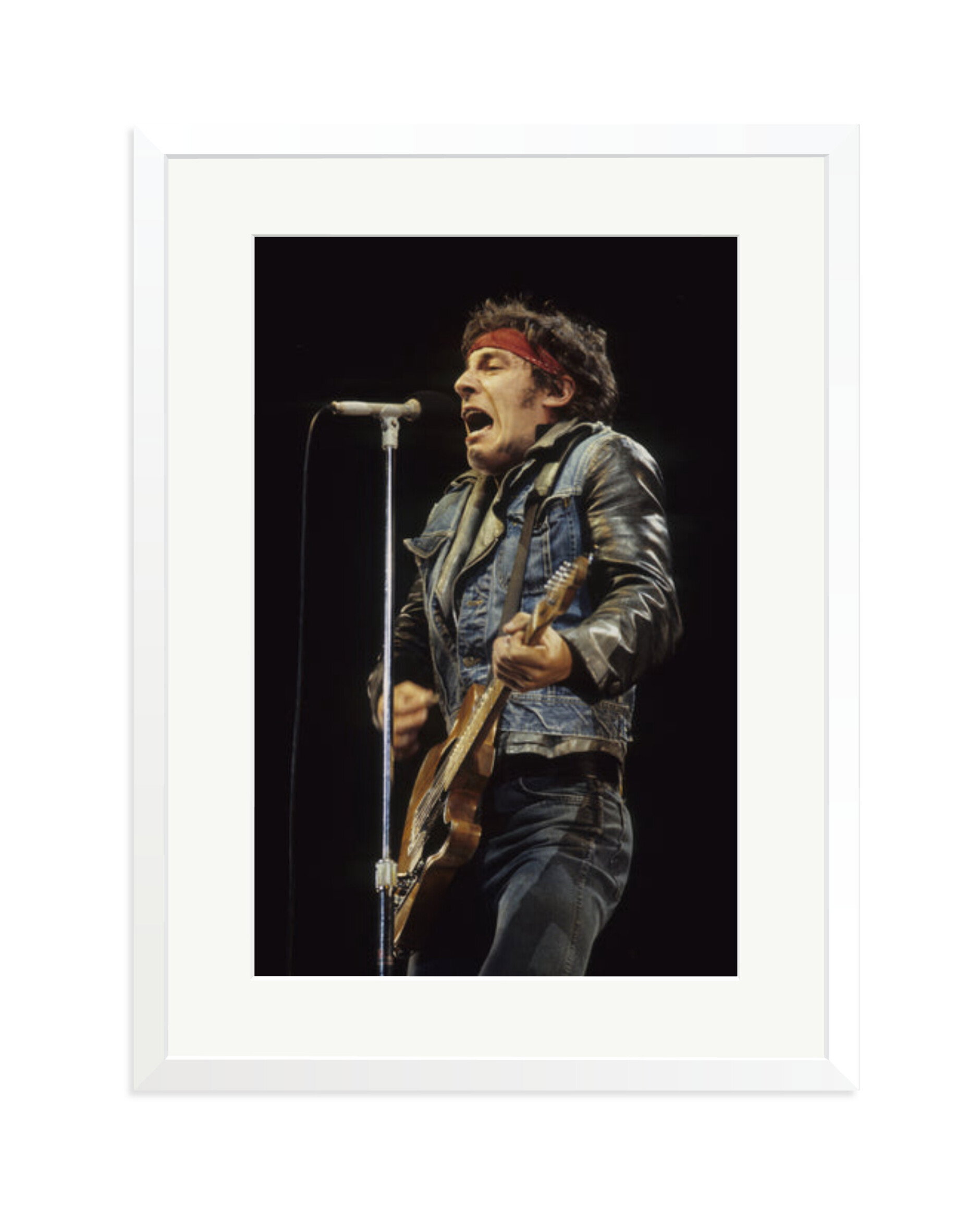 Springsteen live at The Oakland White / XL