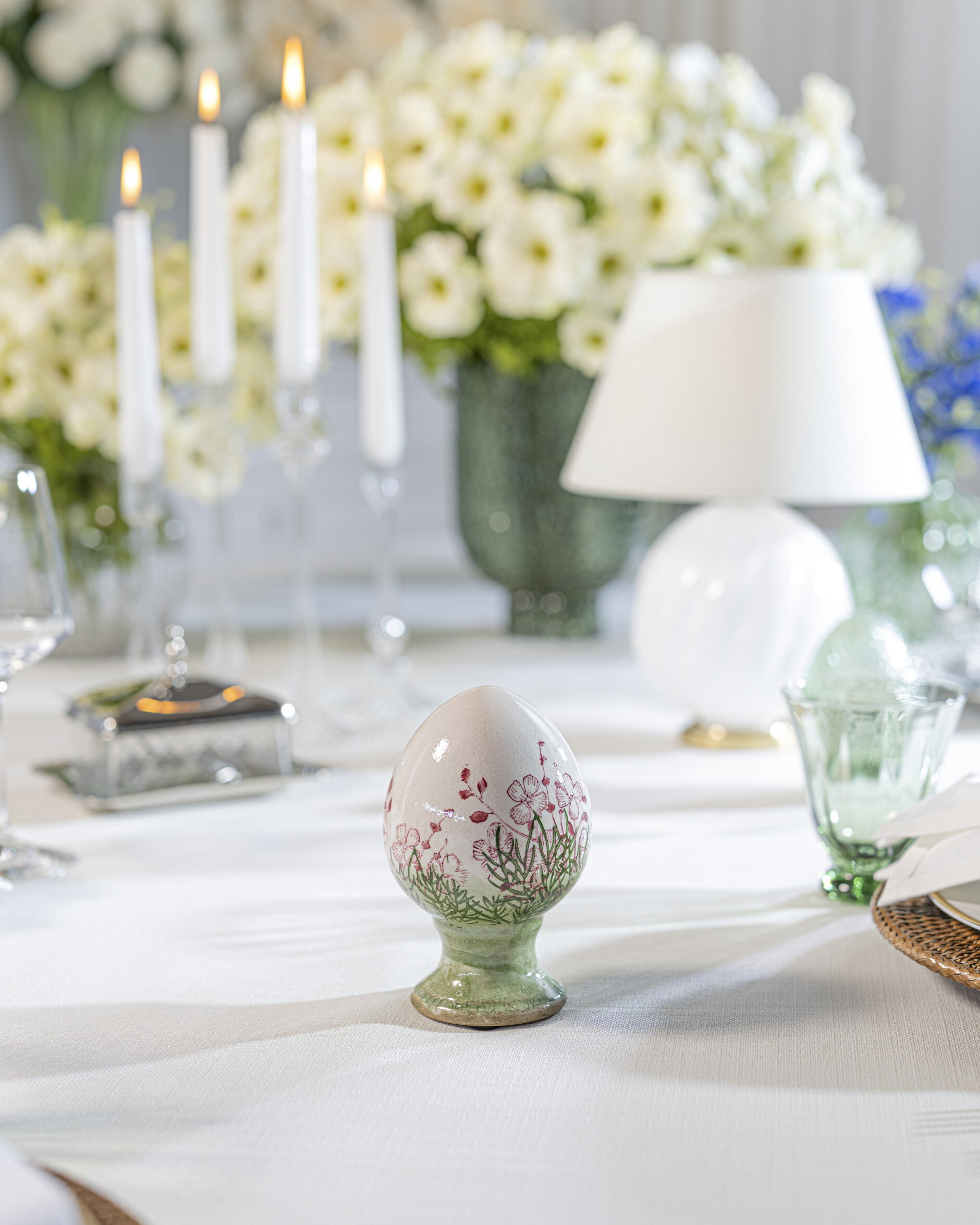 Meadow keramisch ei op voet