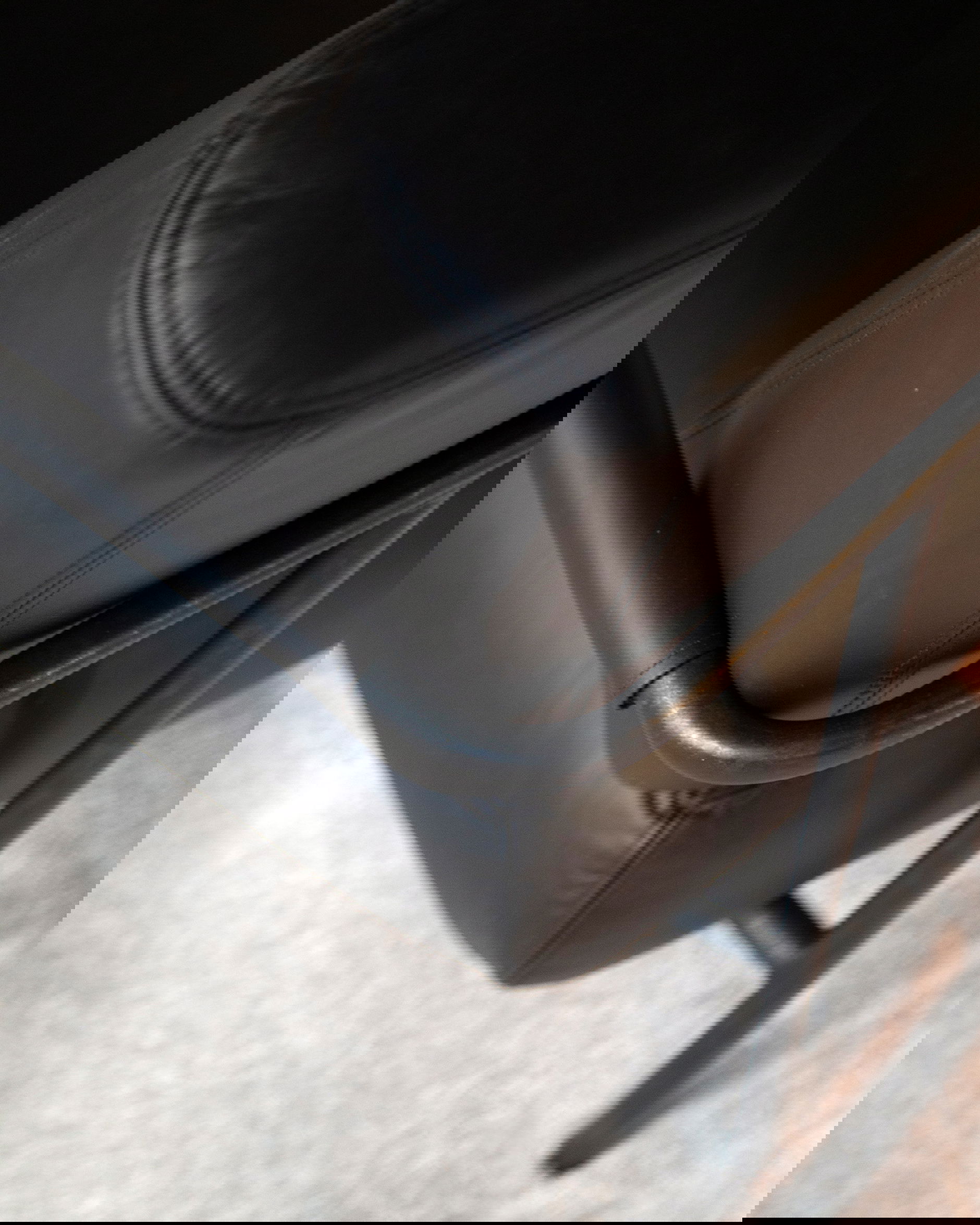 Sinclair fåtölj svart/taupe