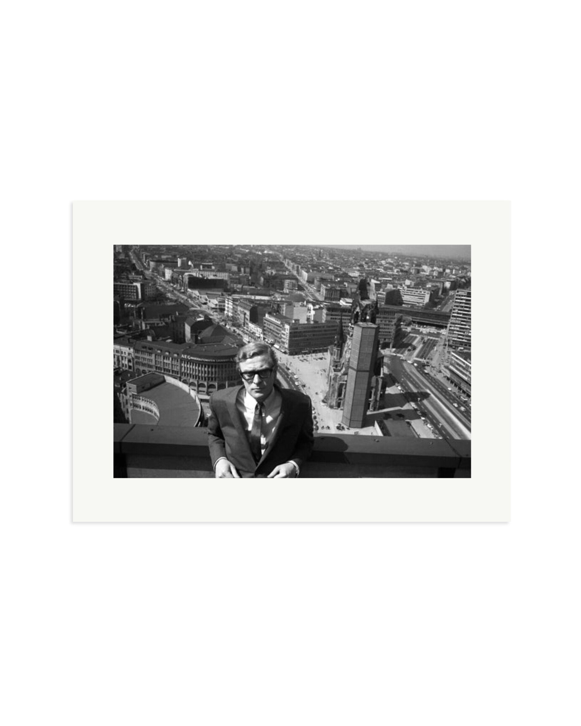 Caine, Funeral in Berlin Print Only / XL
