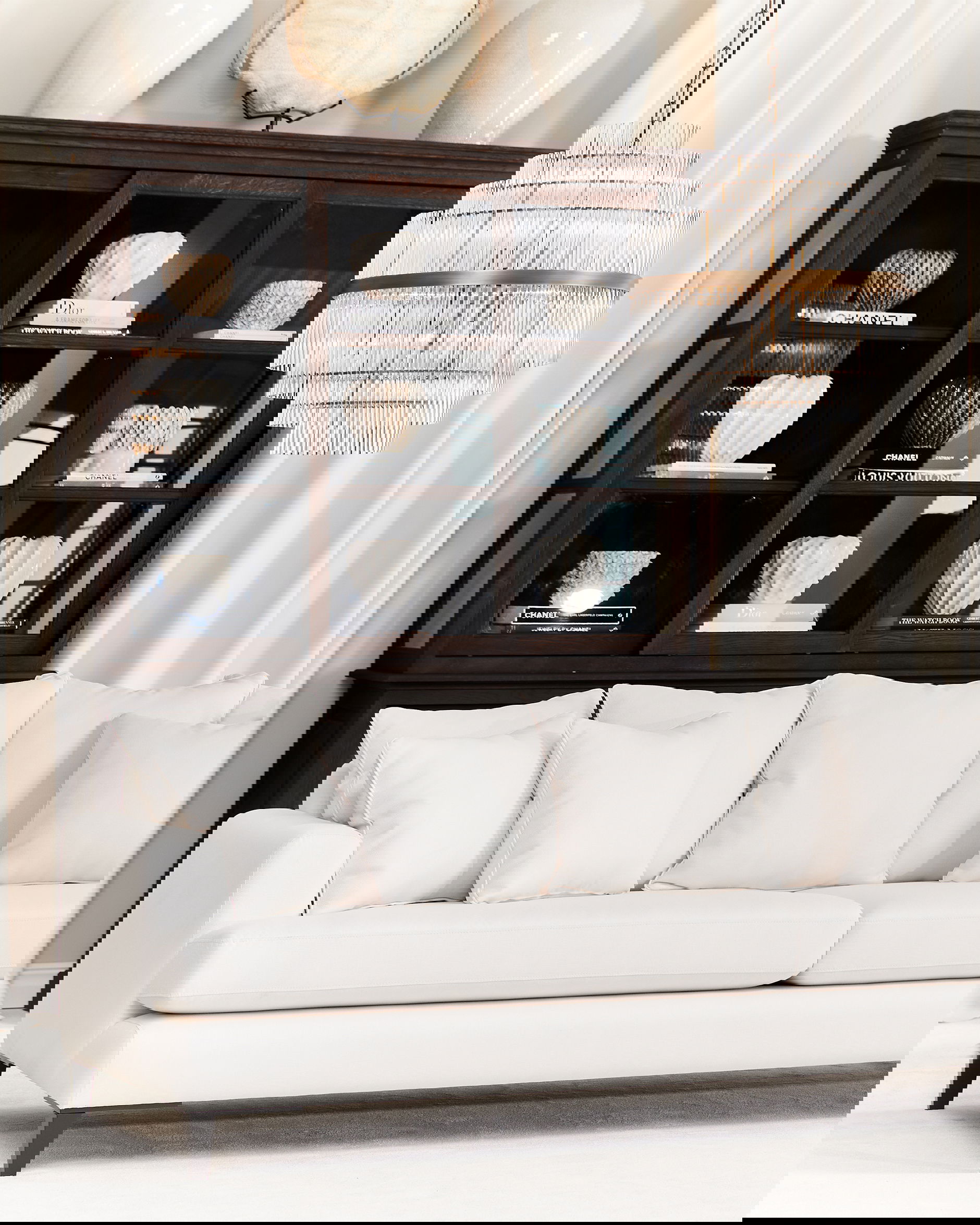 Assonet vitrinskåp mountain wenge