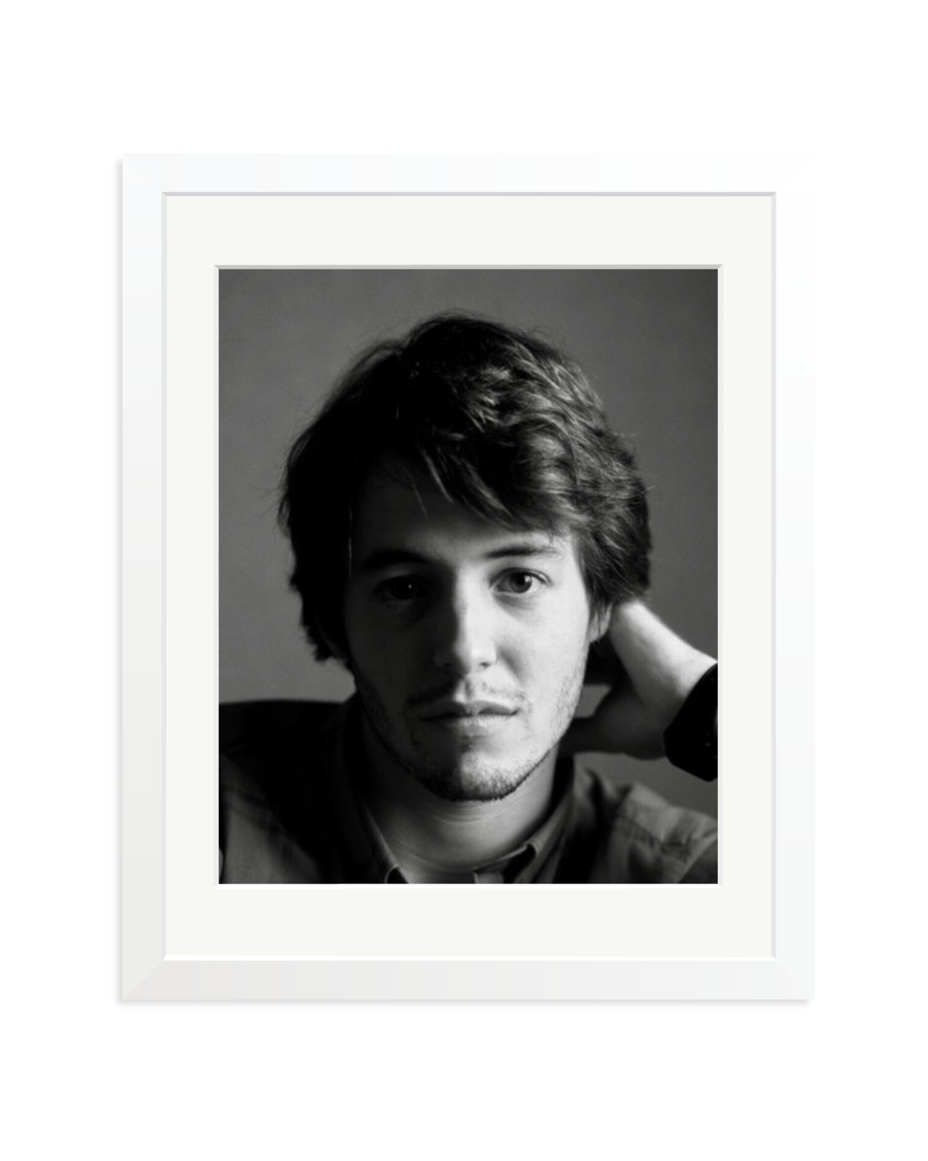 Matthew Broderick White / Medium