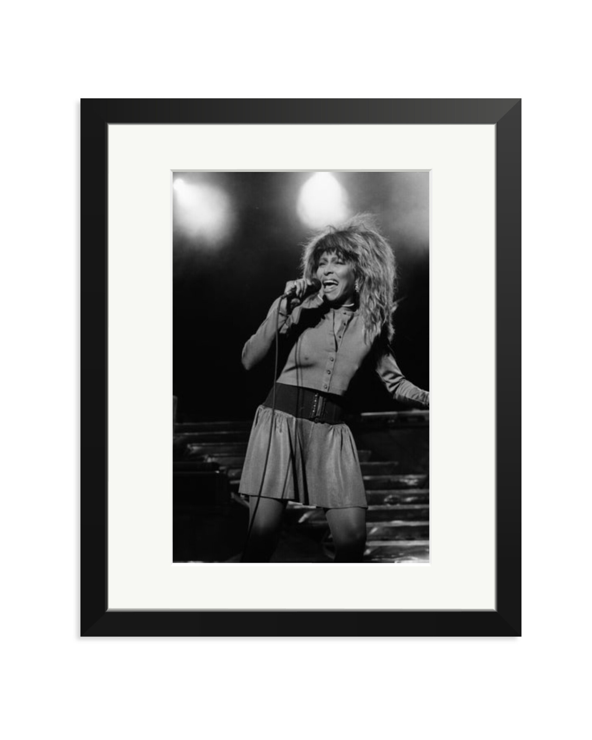 Tina, 1987 Black / Medium