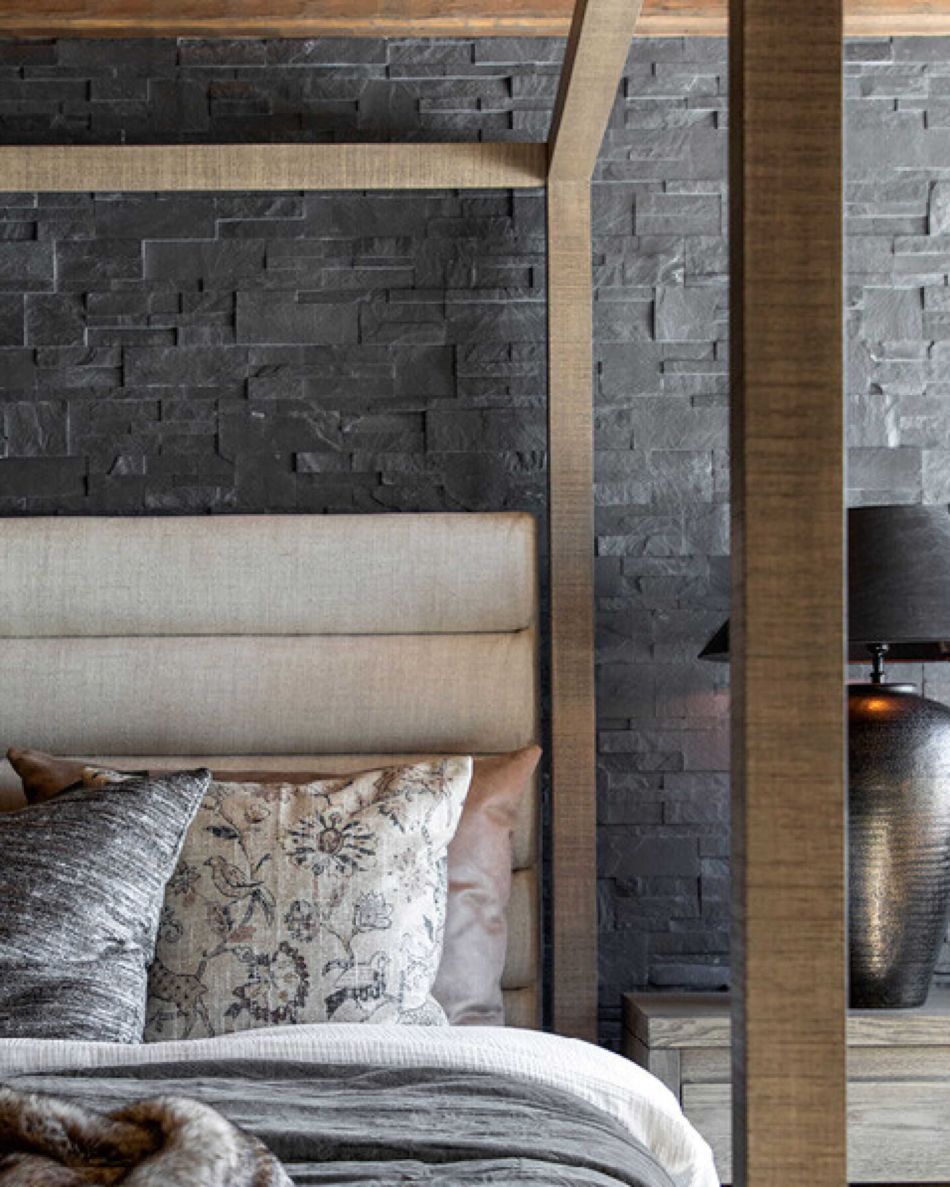 Hunter bed frame antique grey