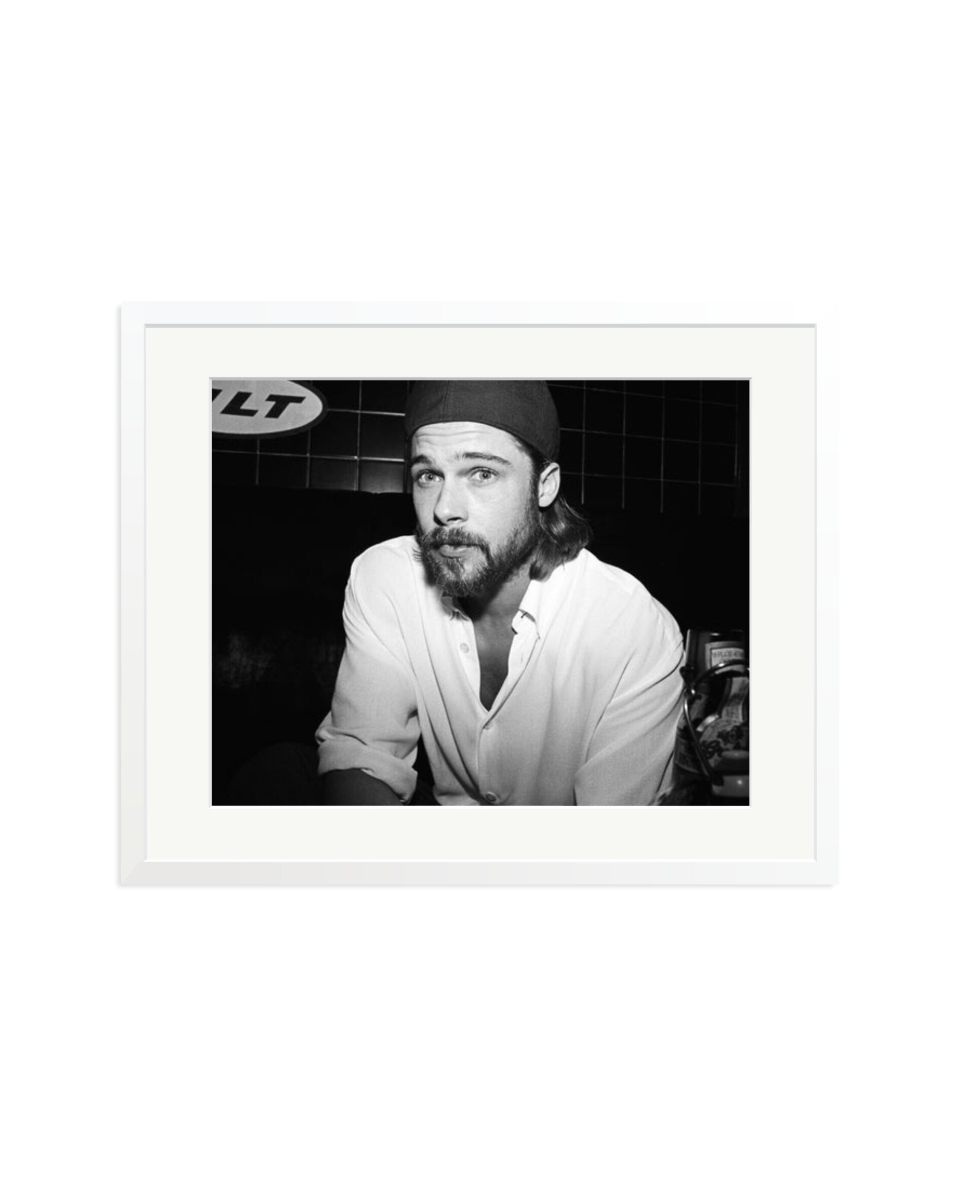 Brad Pitt White / XL