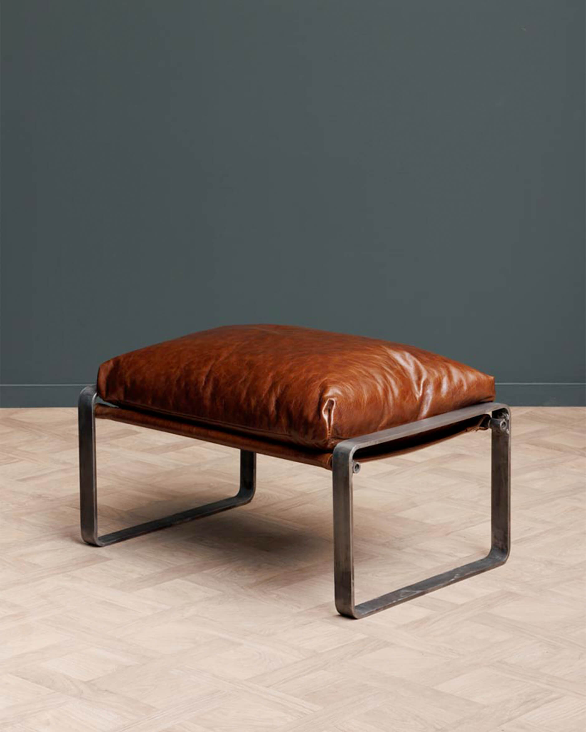 Homy Stool Brown
