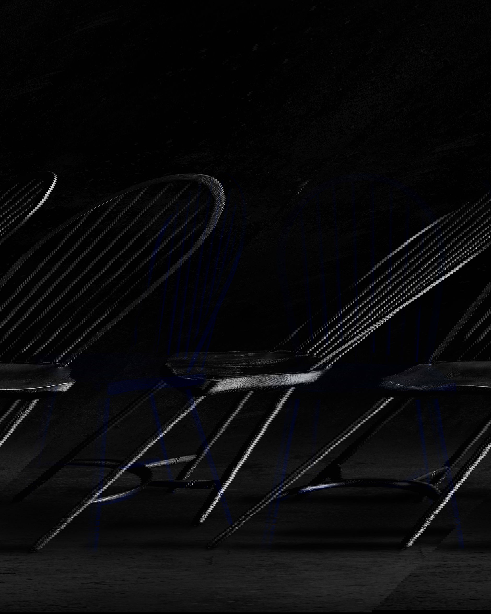 Newport Windsor pinnstol svart