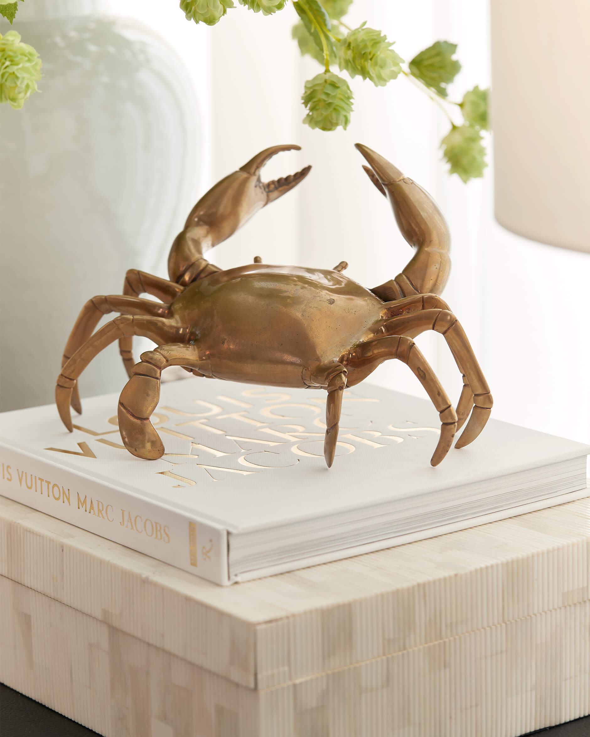 Krabba dekoration antik mässing