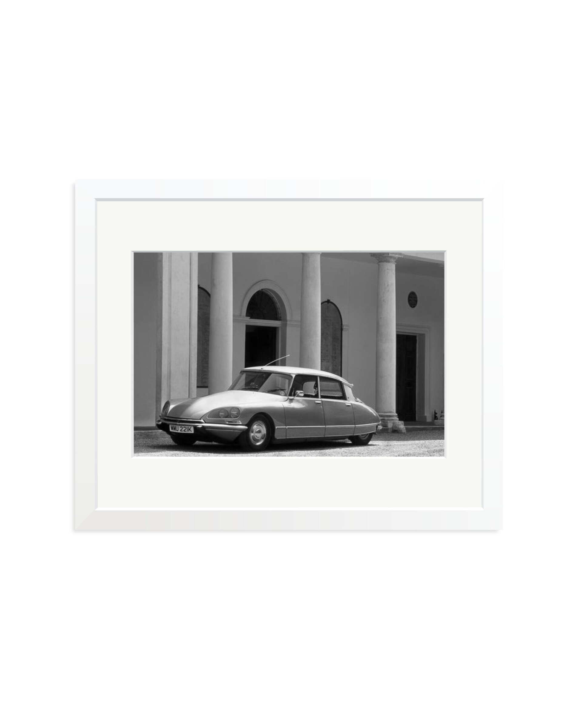 Citroen DS21 White / Medium