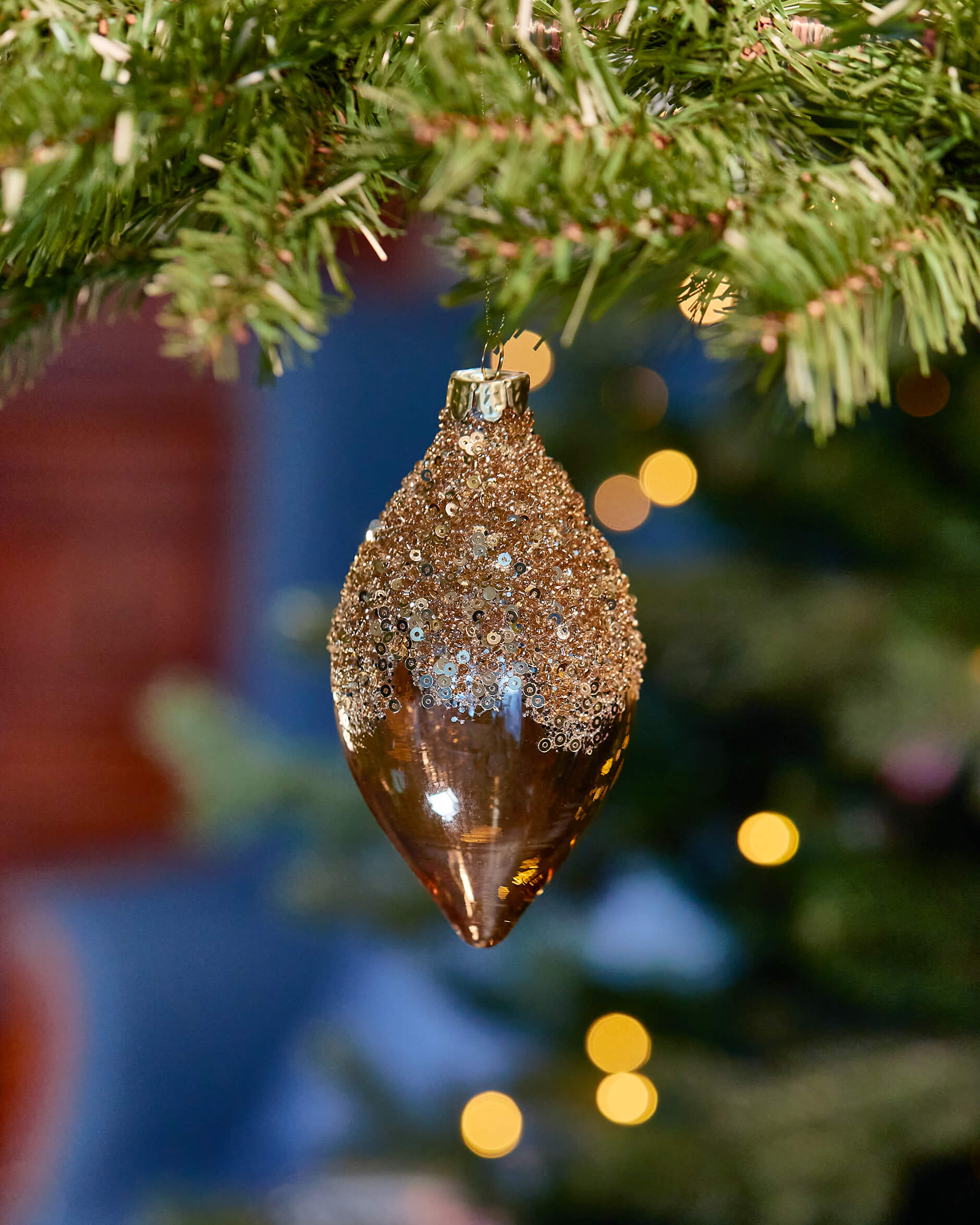 Charlton elongated teardrop champagne