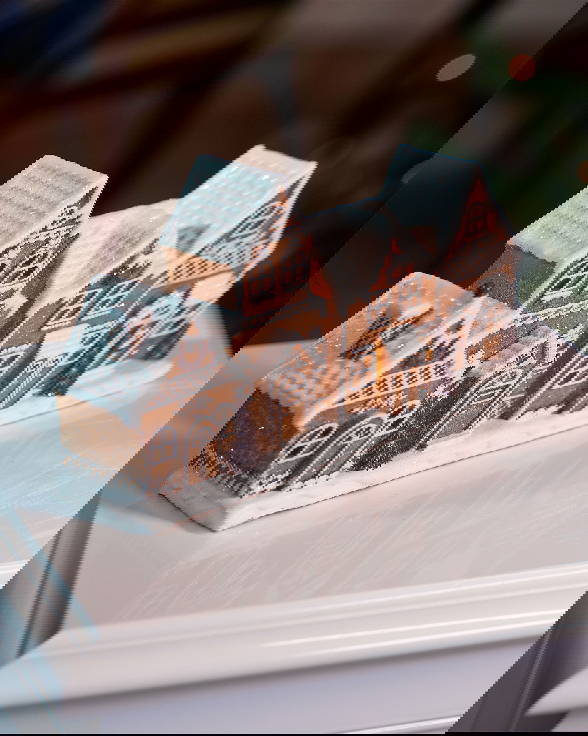 Snowshill pepparkakshus juldekoration