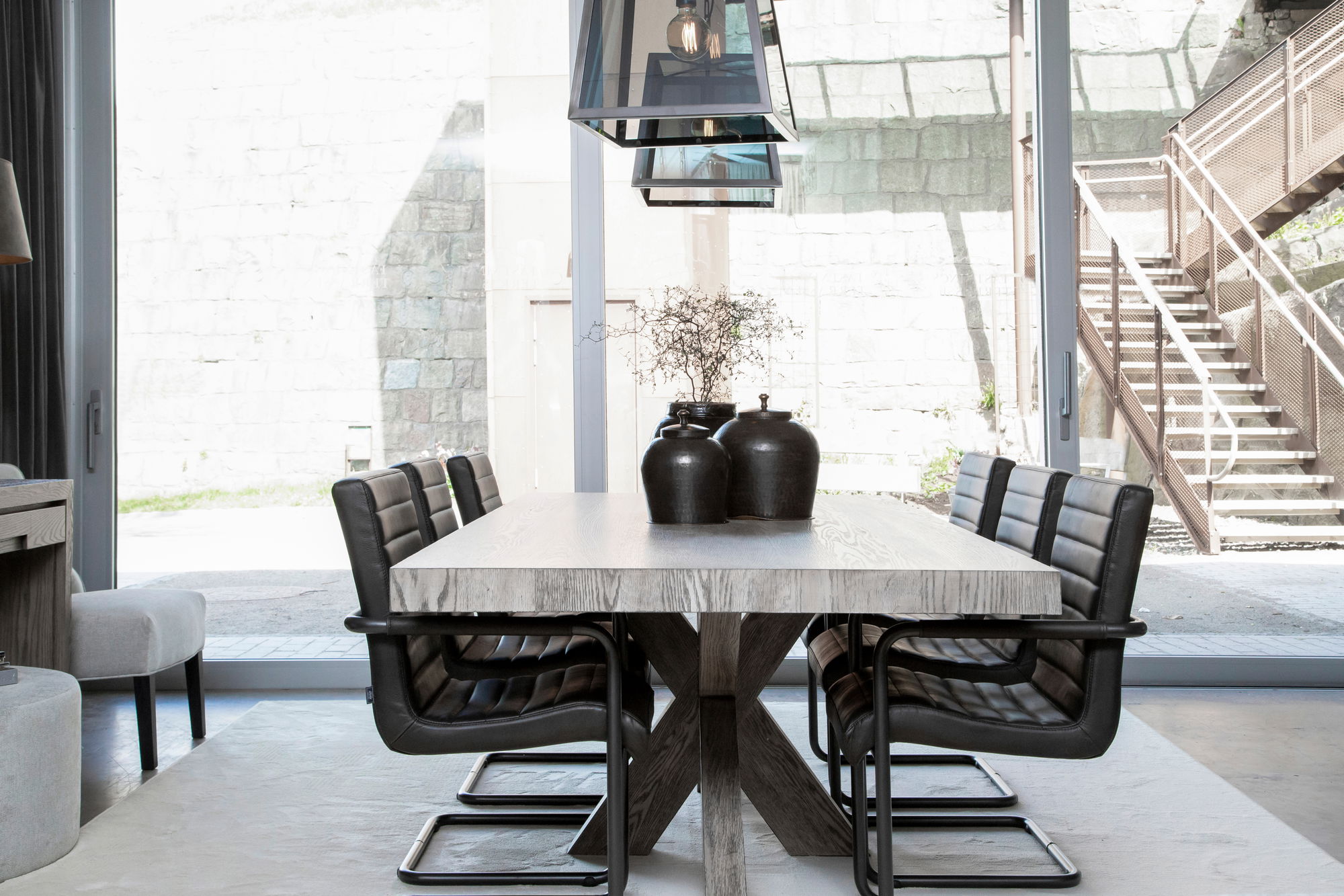 Sabina karmstol svart