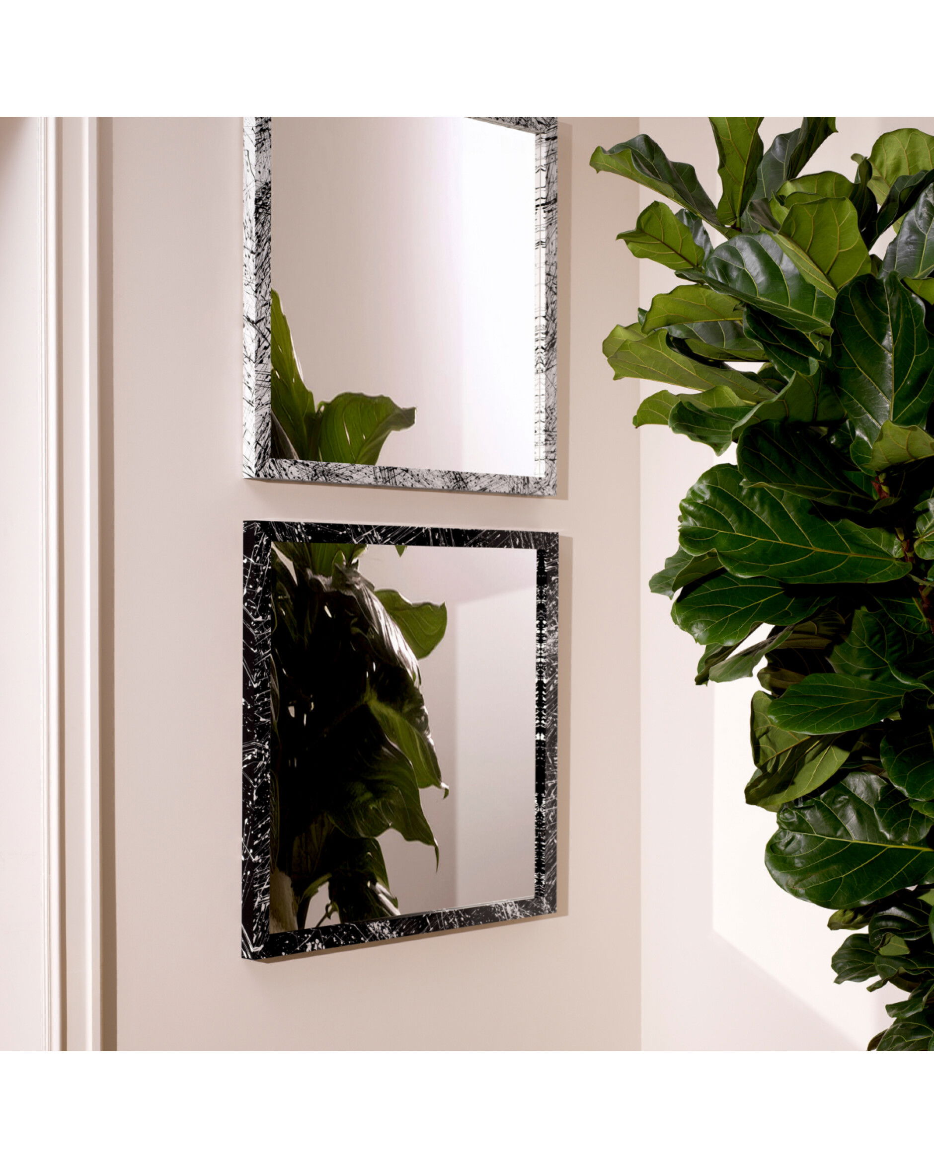 Reflection of Eccentricity spegel svart