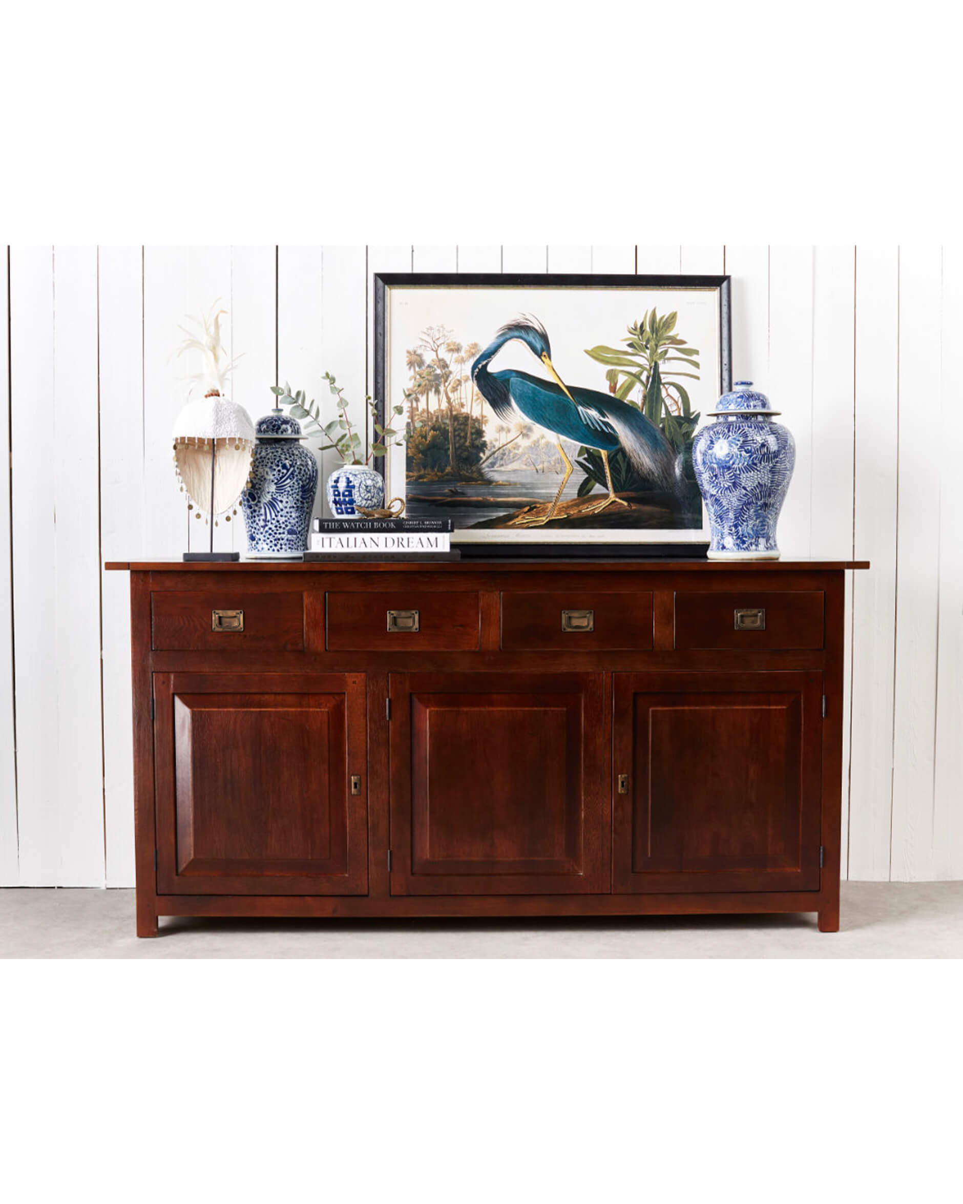 Hyannis skänk noble newport brown