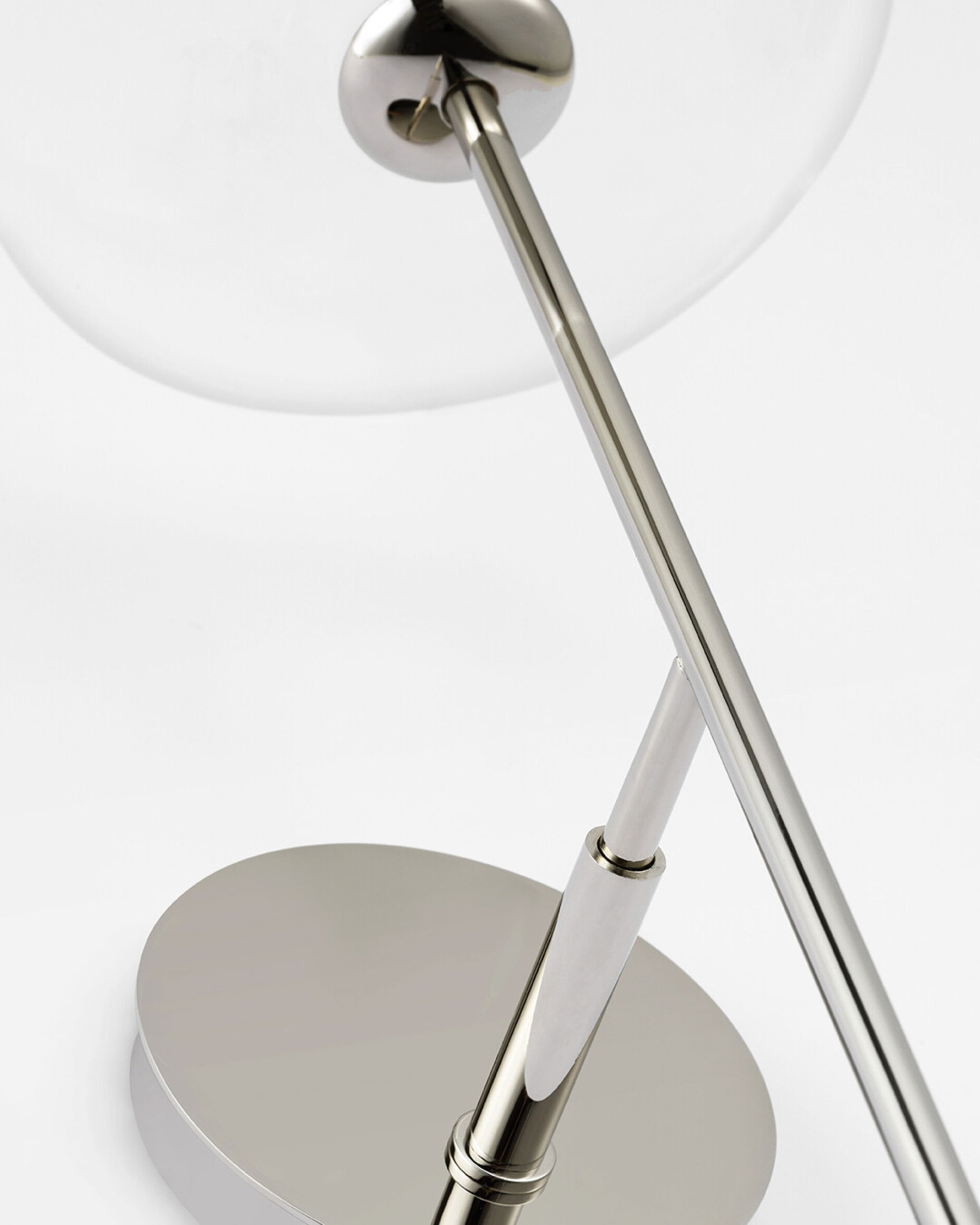 Calvino Tail vägglampa nickel