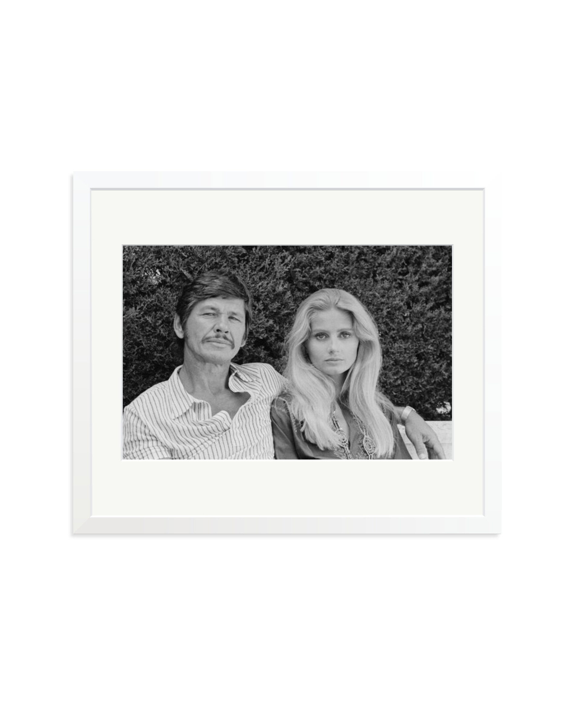 Charles Bronson and Jill Ireland White / Large
