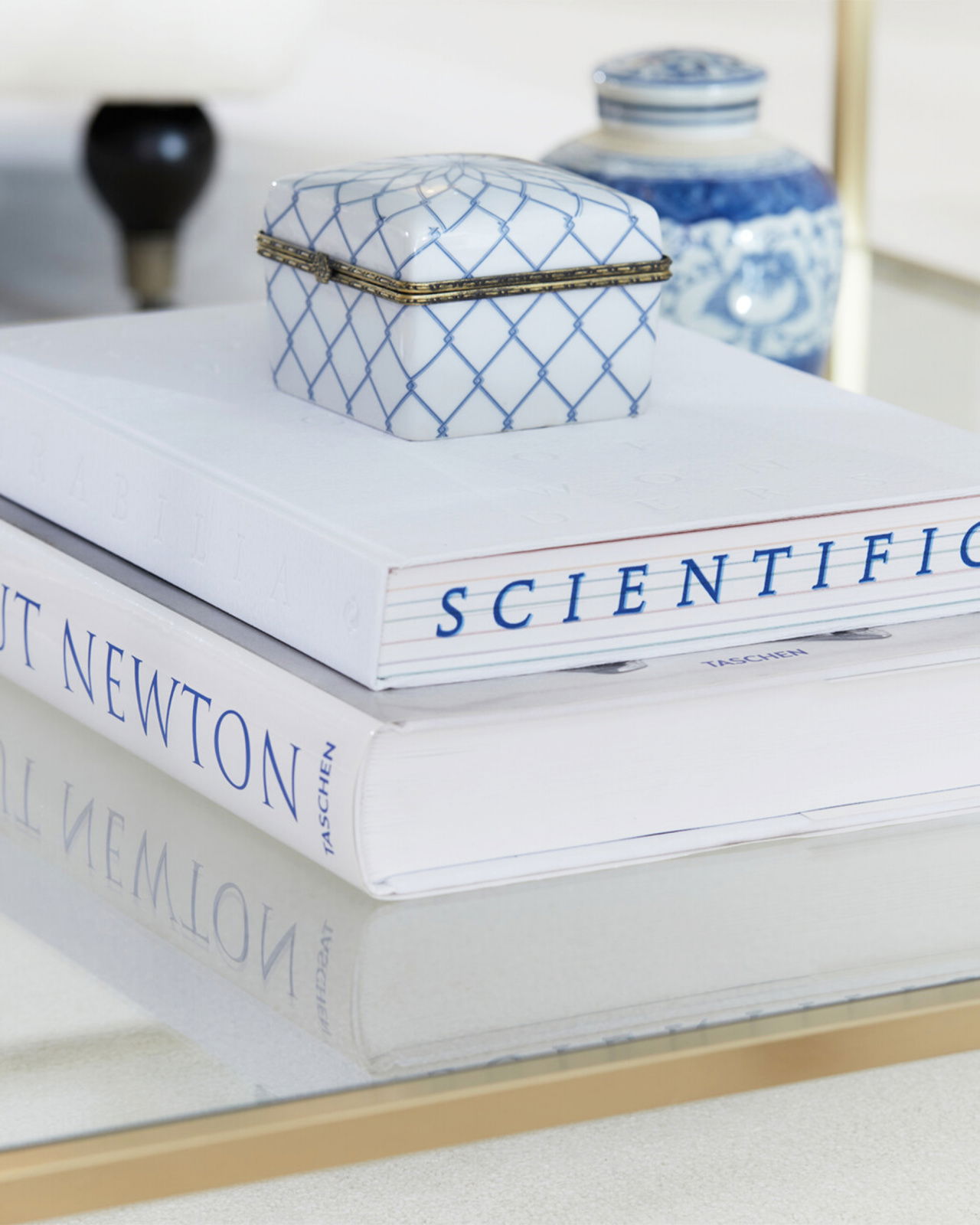 LV - Cabinet of Wonders