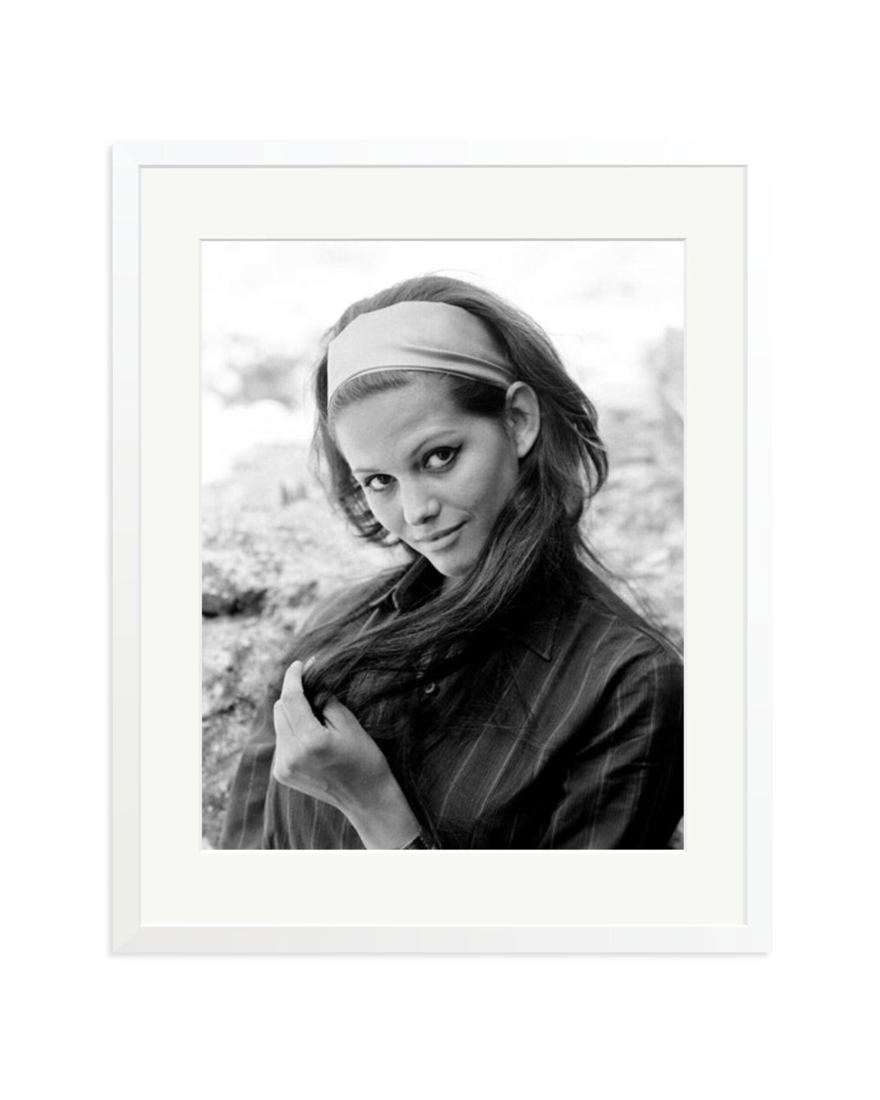 Claudia Cardinale Portrait, 1950 White / XL