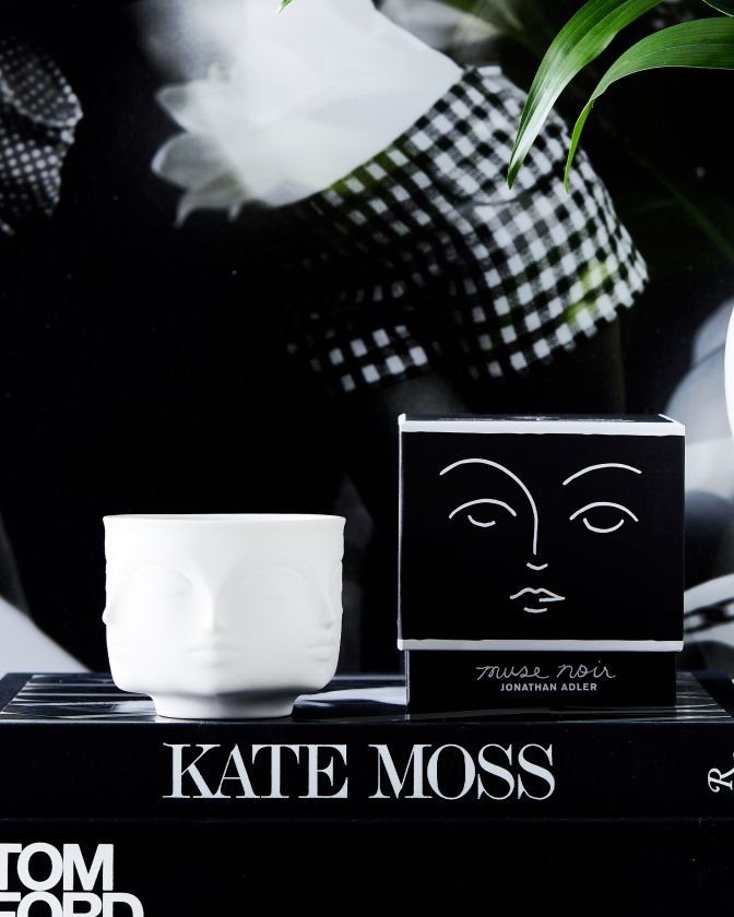 Muse Noir Scented Candle